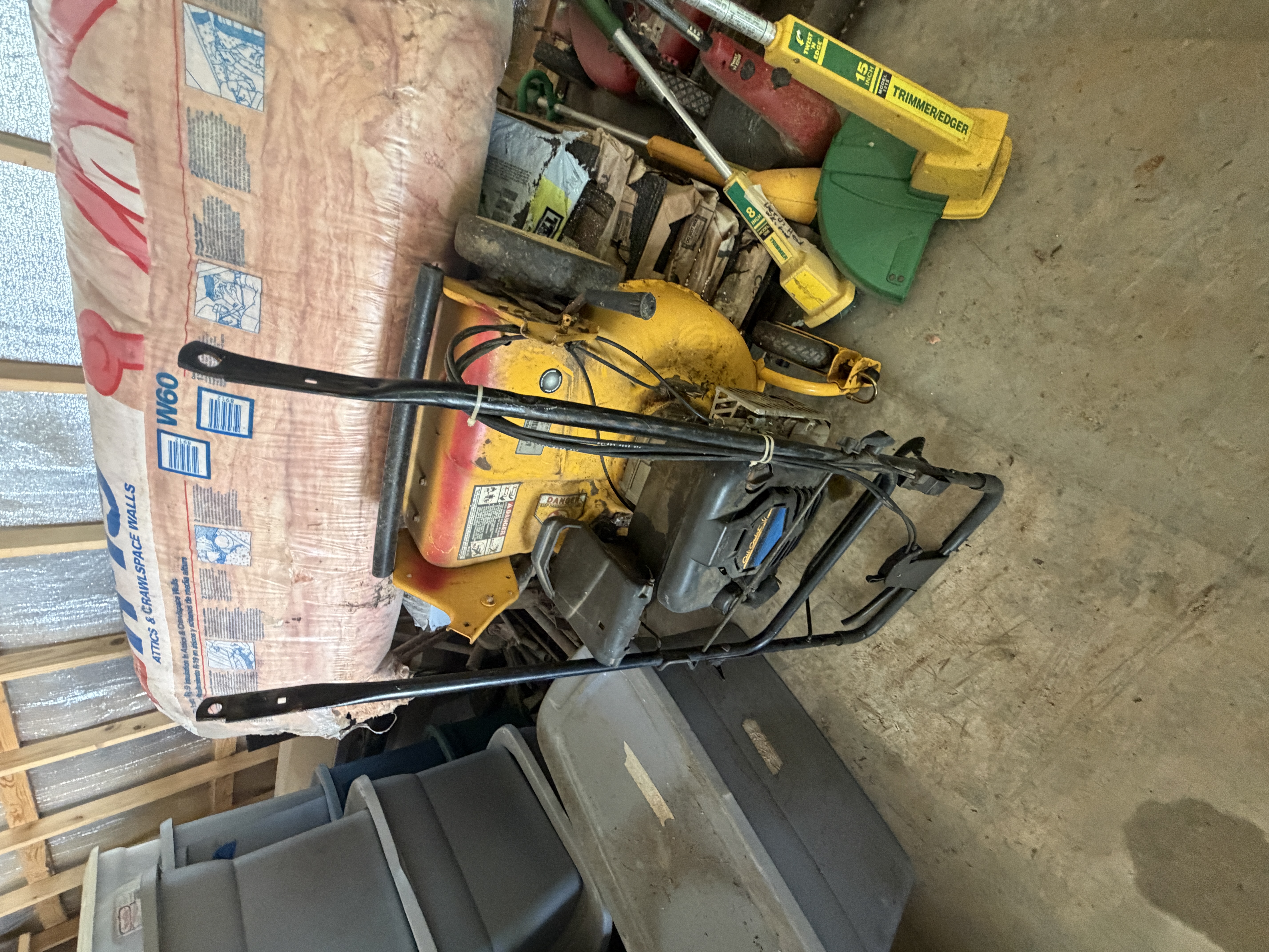 Estate Auction Image