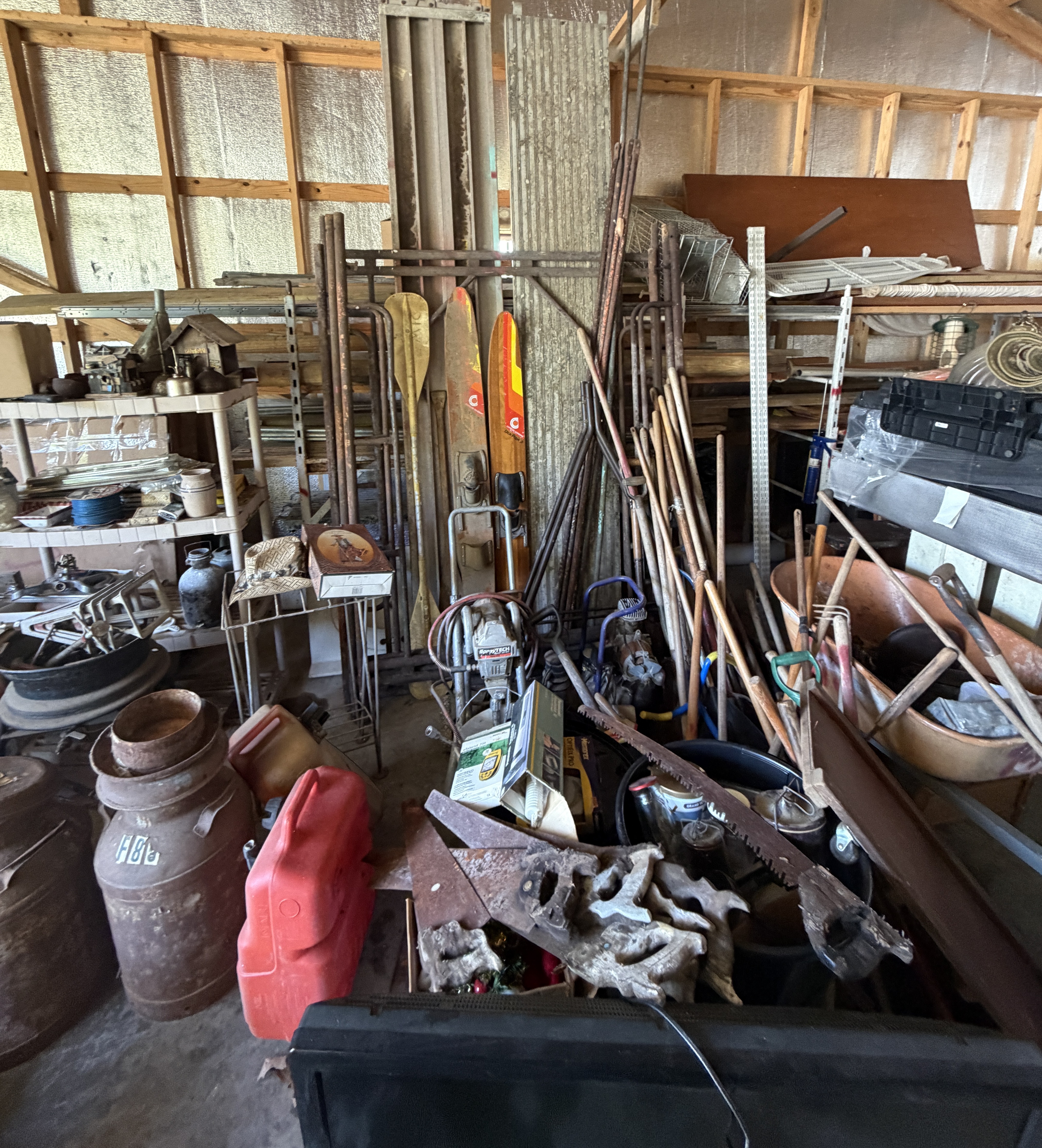 Estate Auction Image