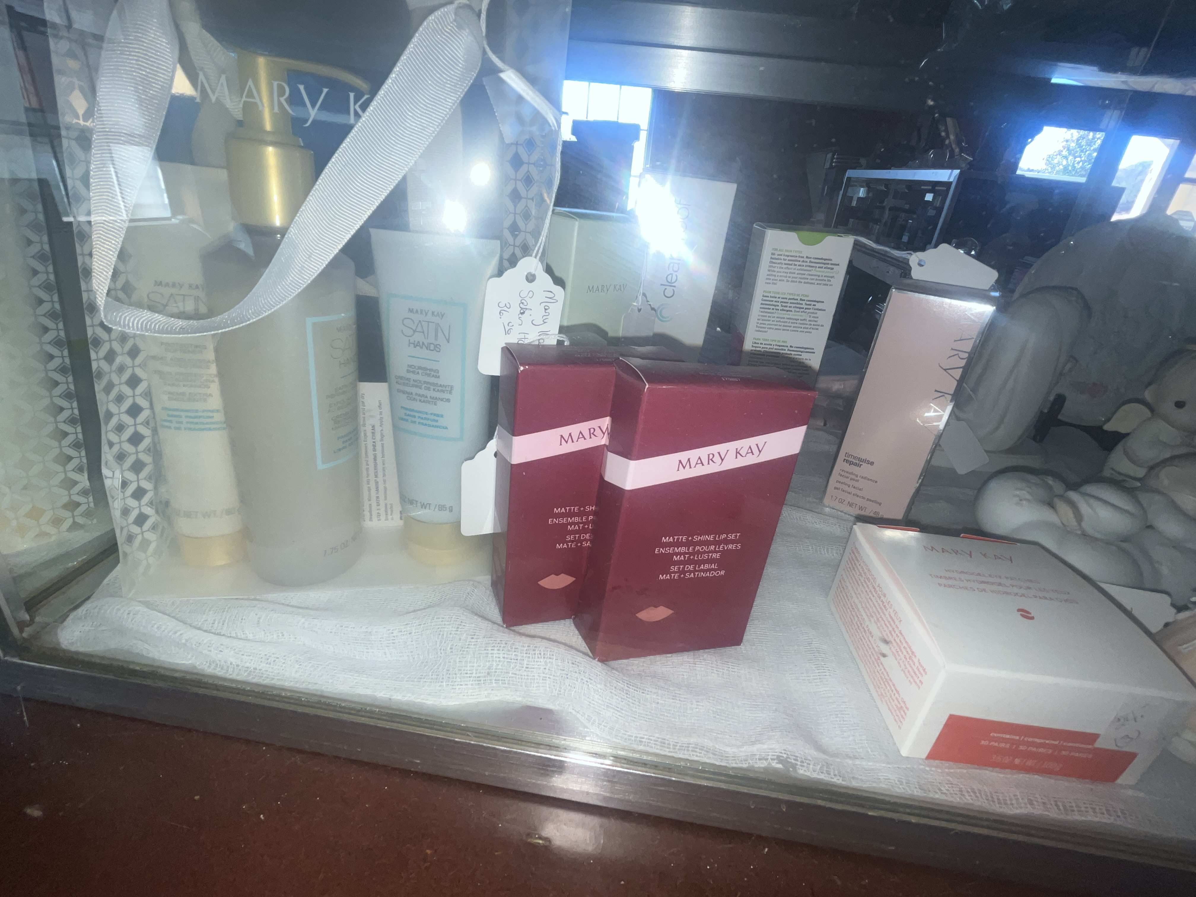 Real Estate & Retail Business Liquidation Image