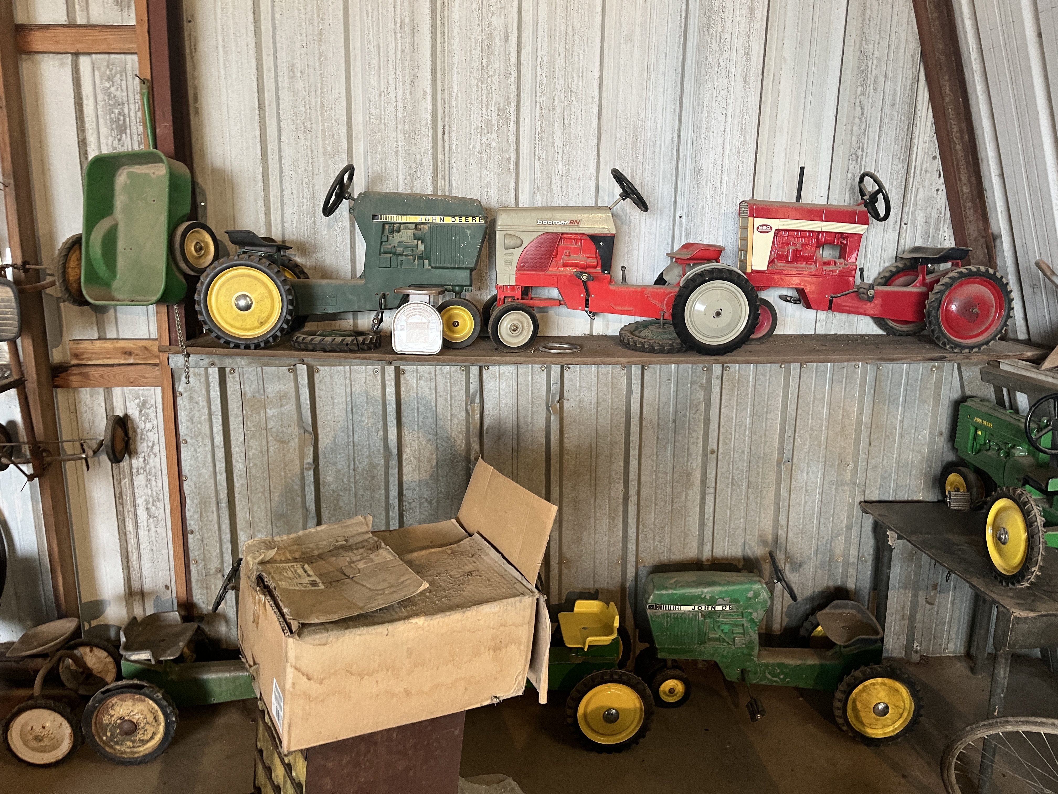 Collector's Dream Auction Image