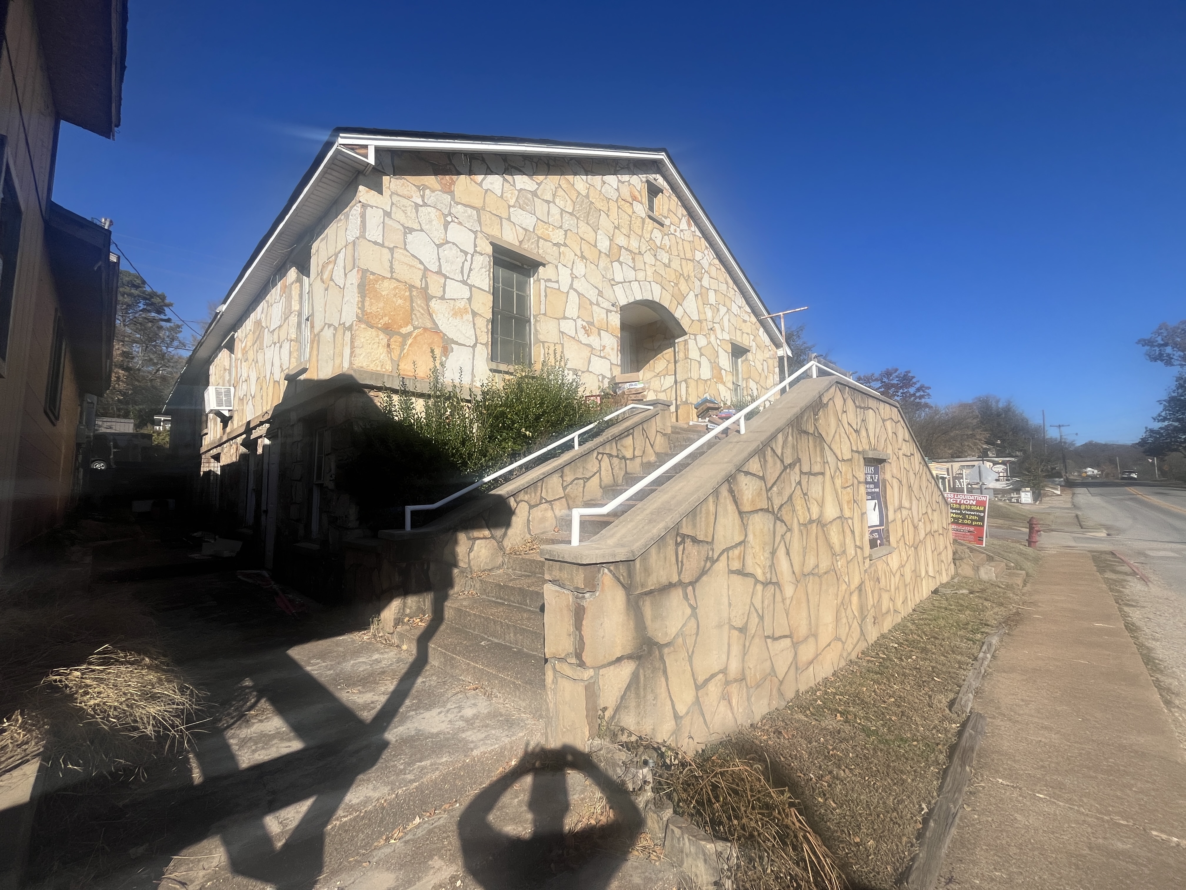 Real Estate & Retail Business Liquidation Image