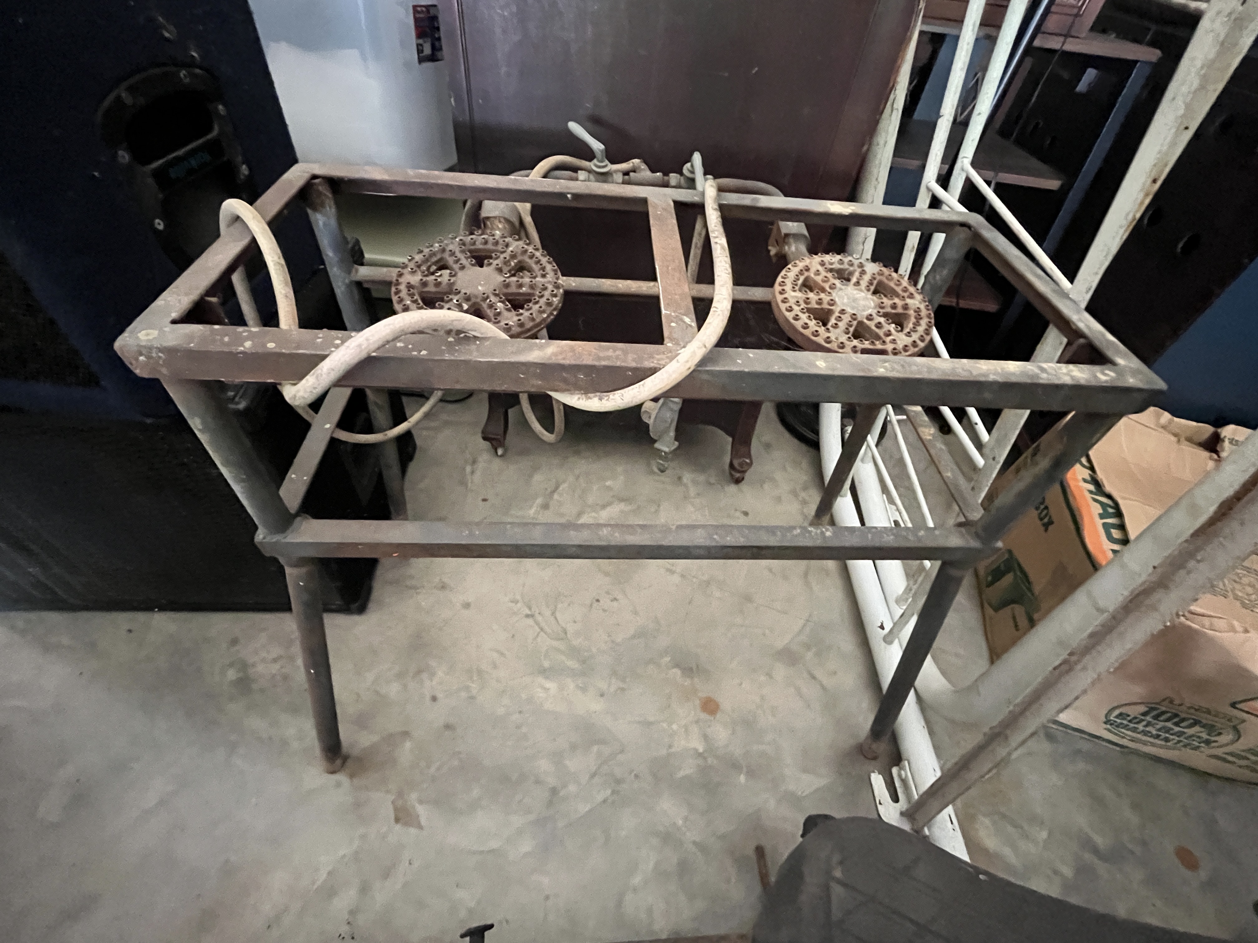 Moving Auction Image