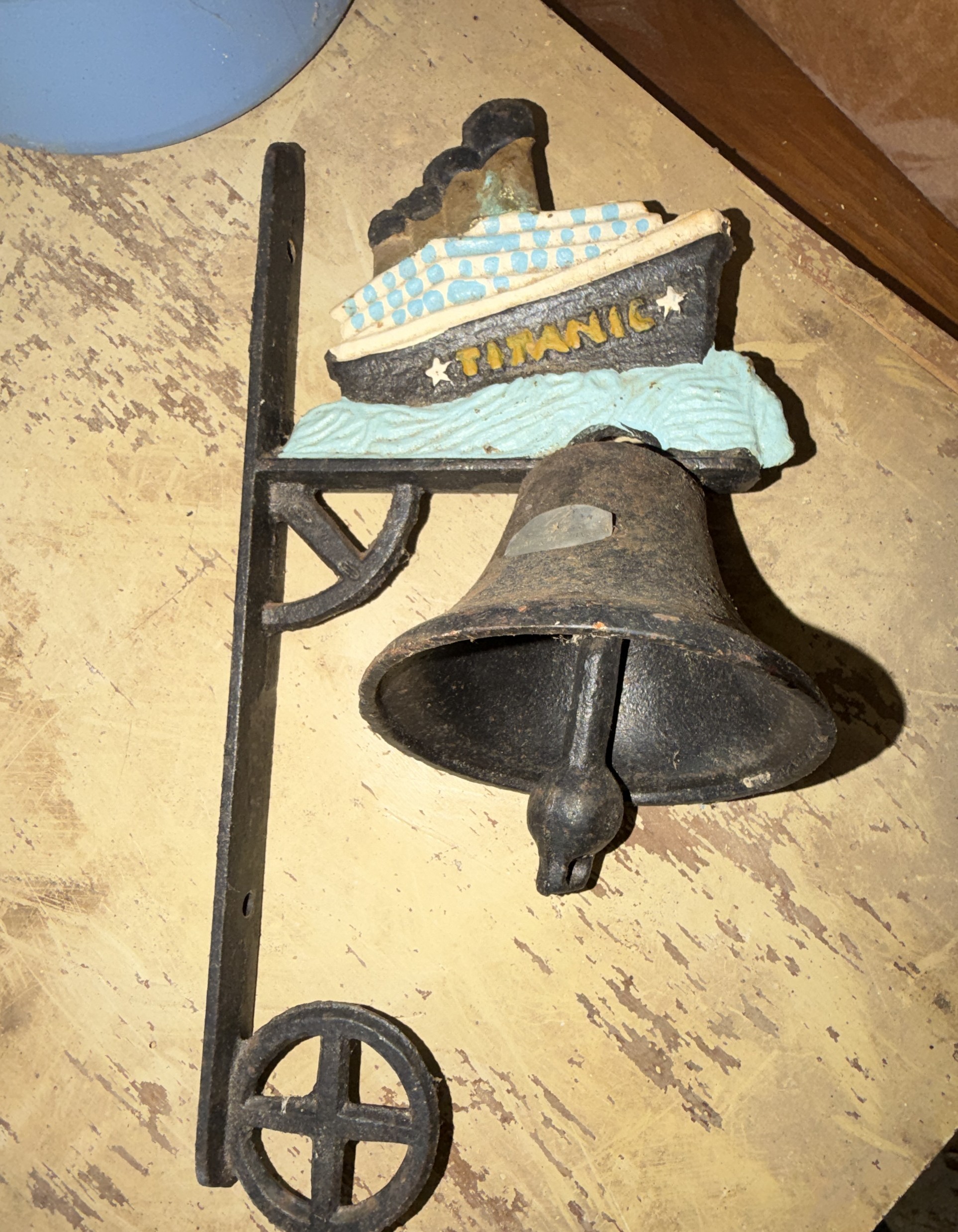 Estate Auction Image