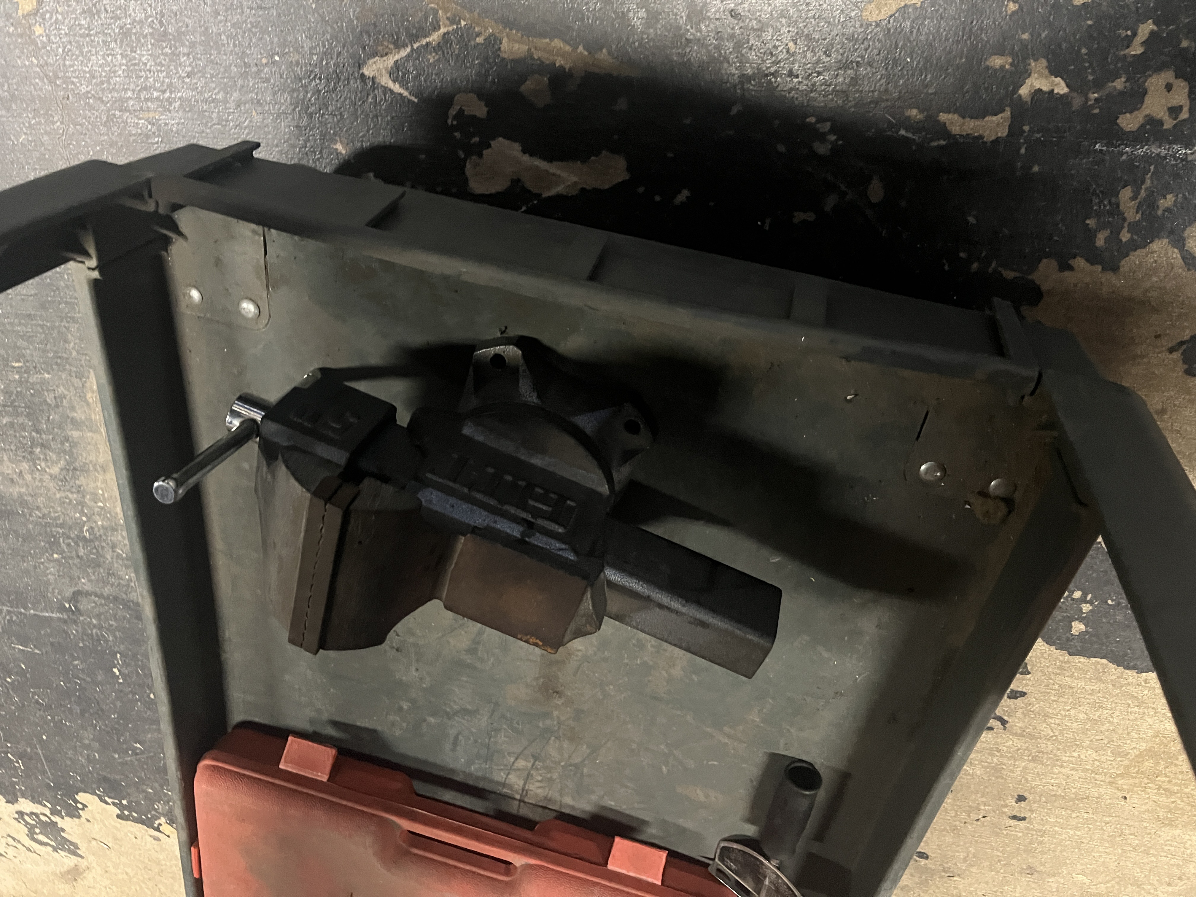 Appliance & Small Engine Parts Sellout Image