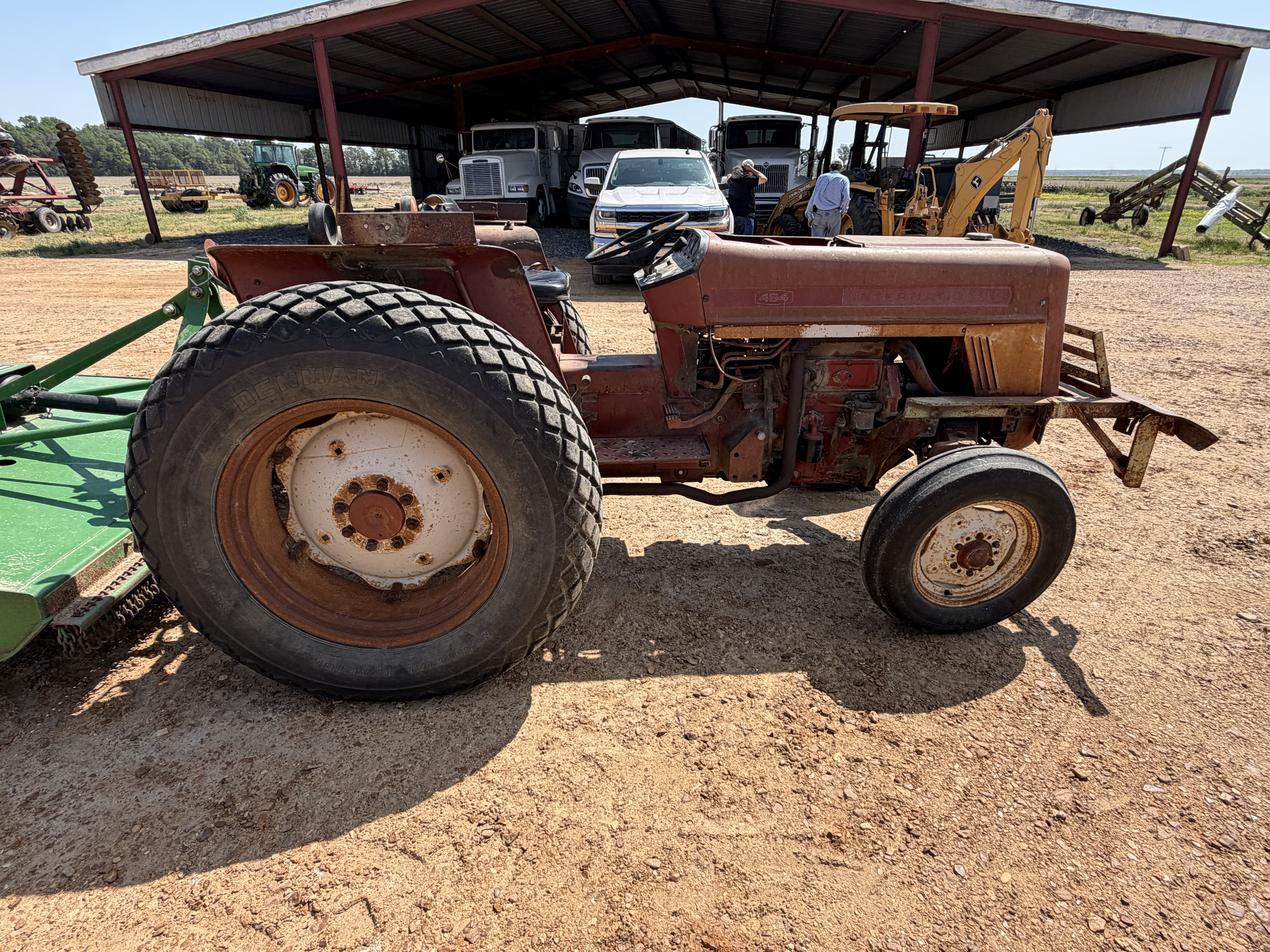 Moving Auction Image