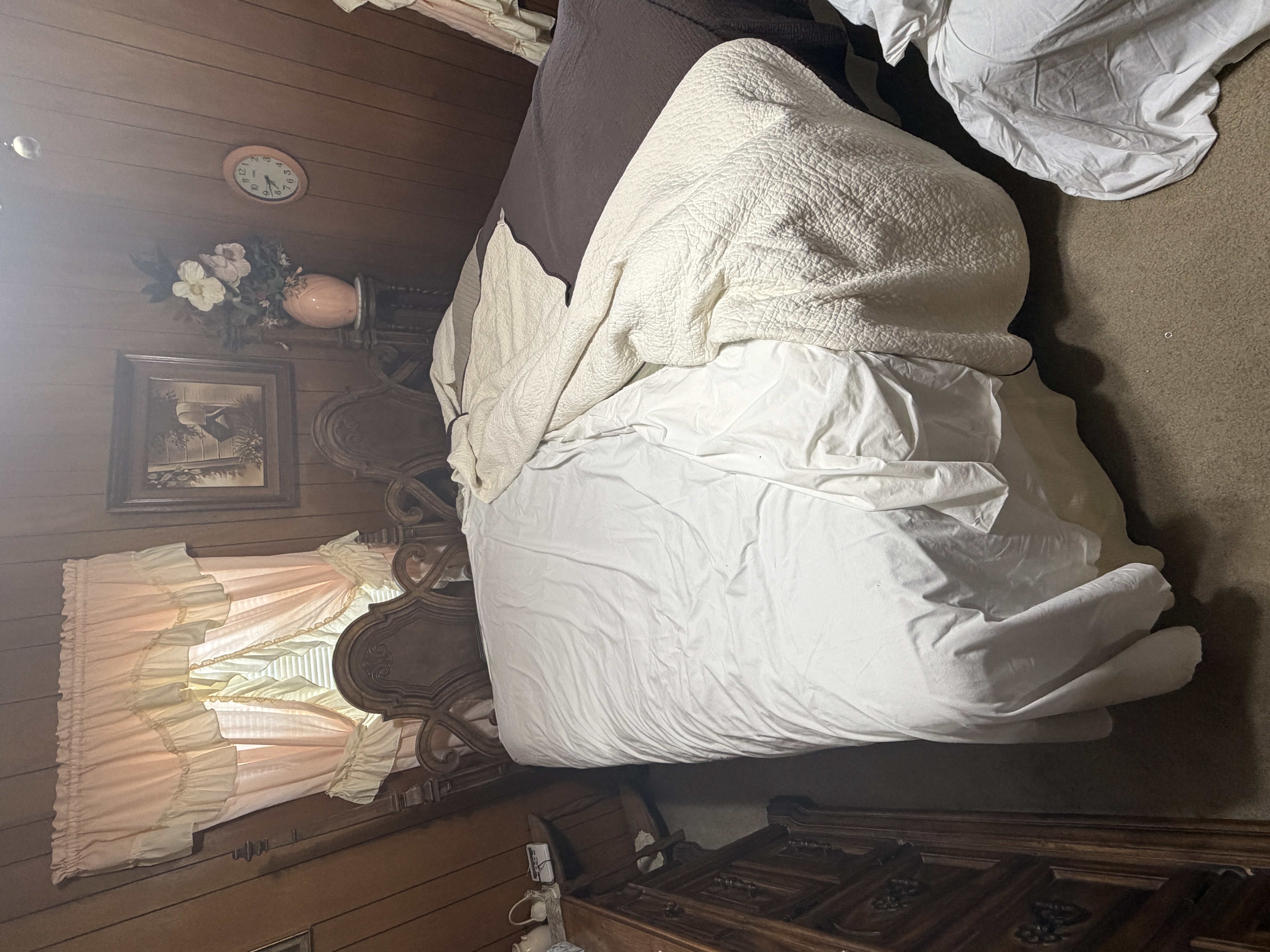 Estate Auction Image