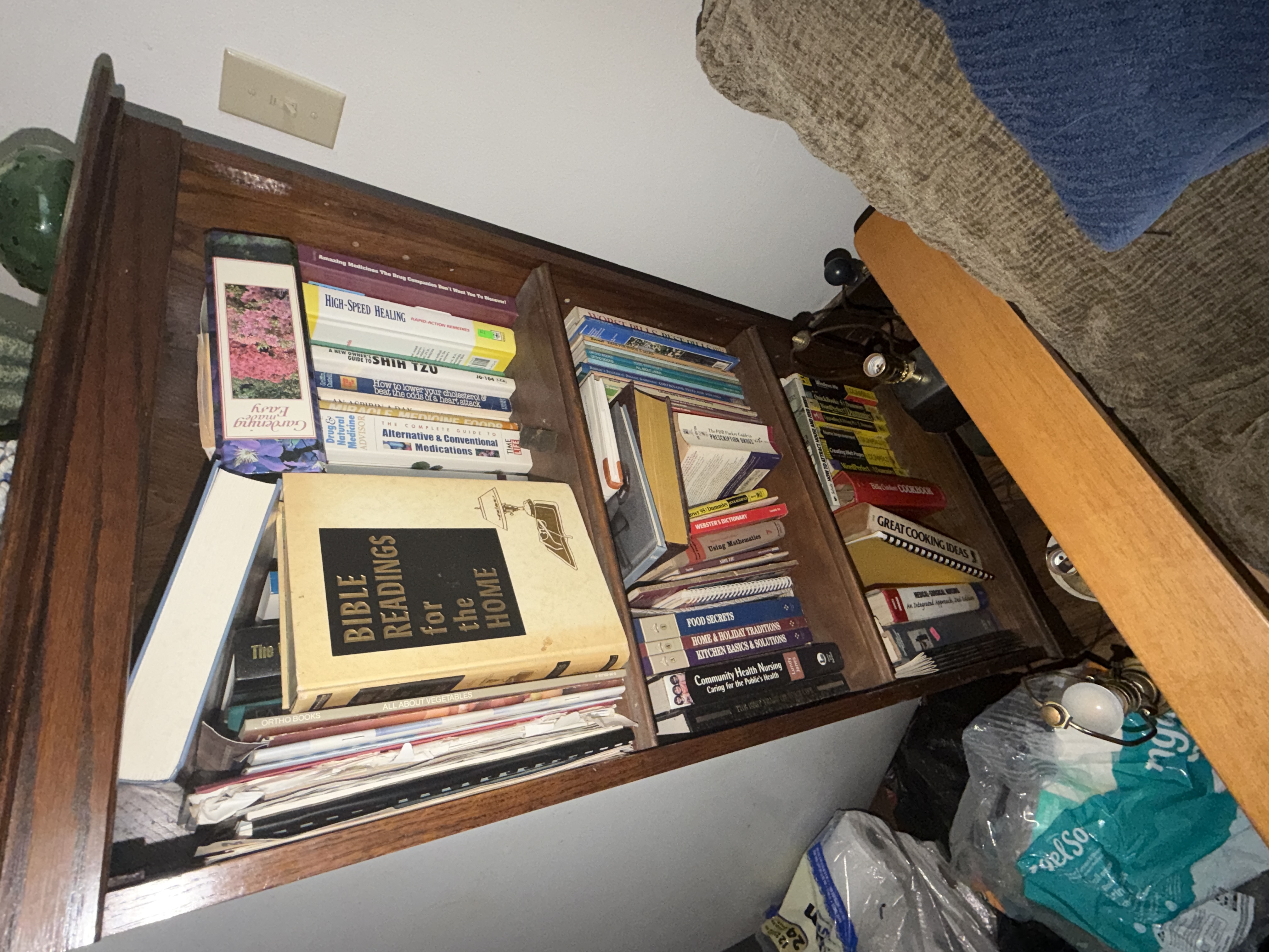 Estate Auction Image