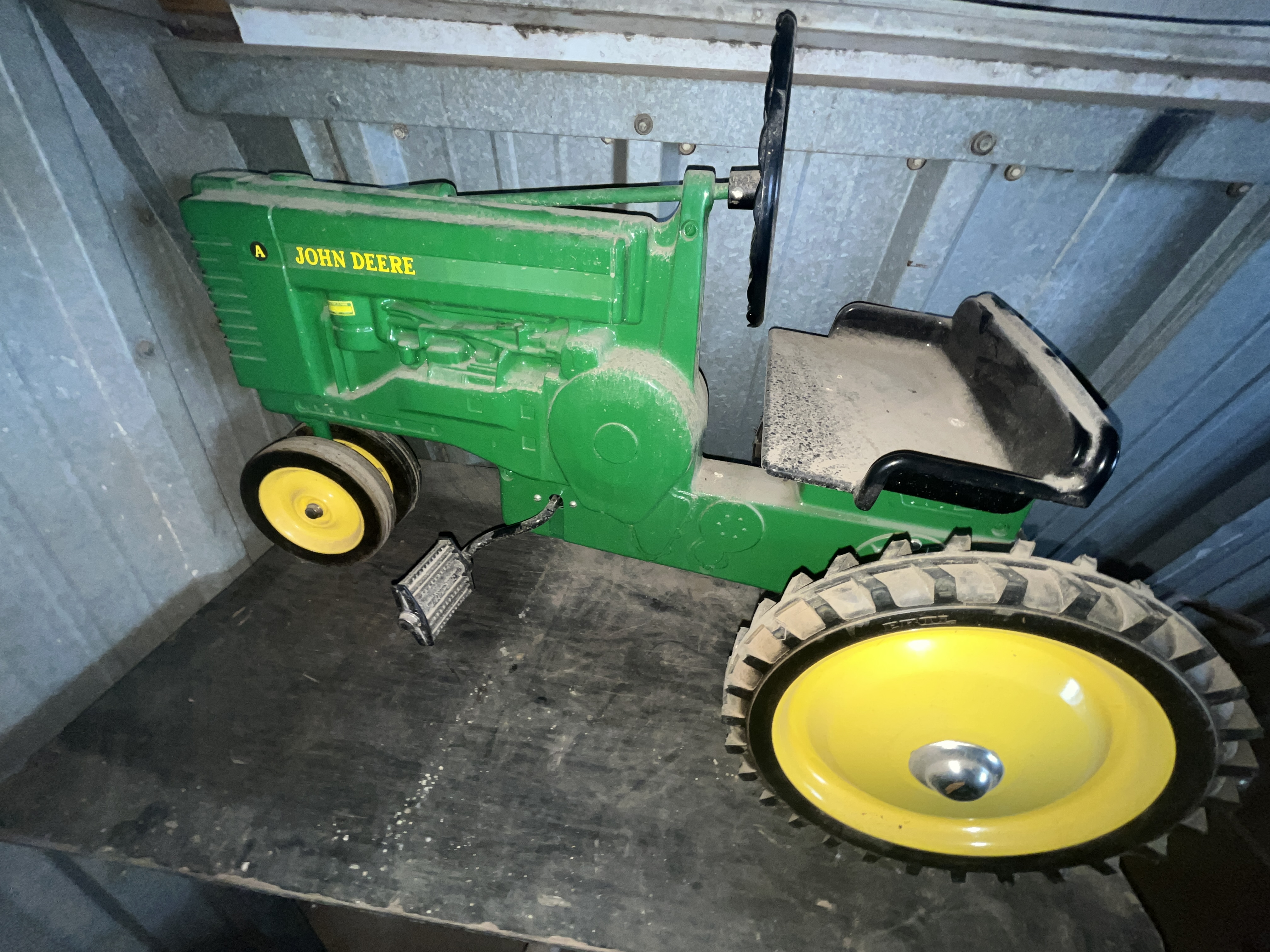 Collector's Dream Auction Image