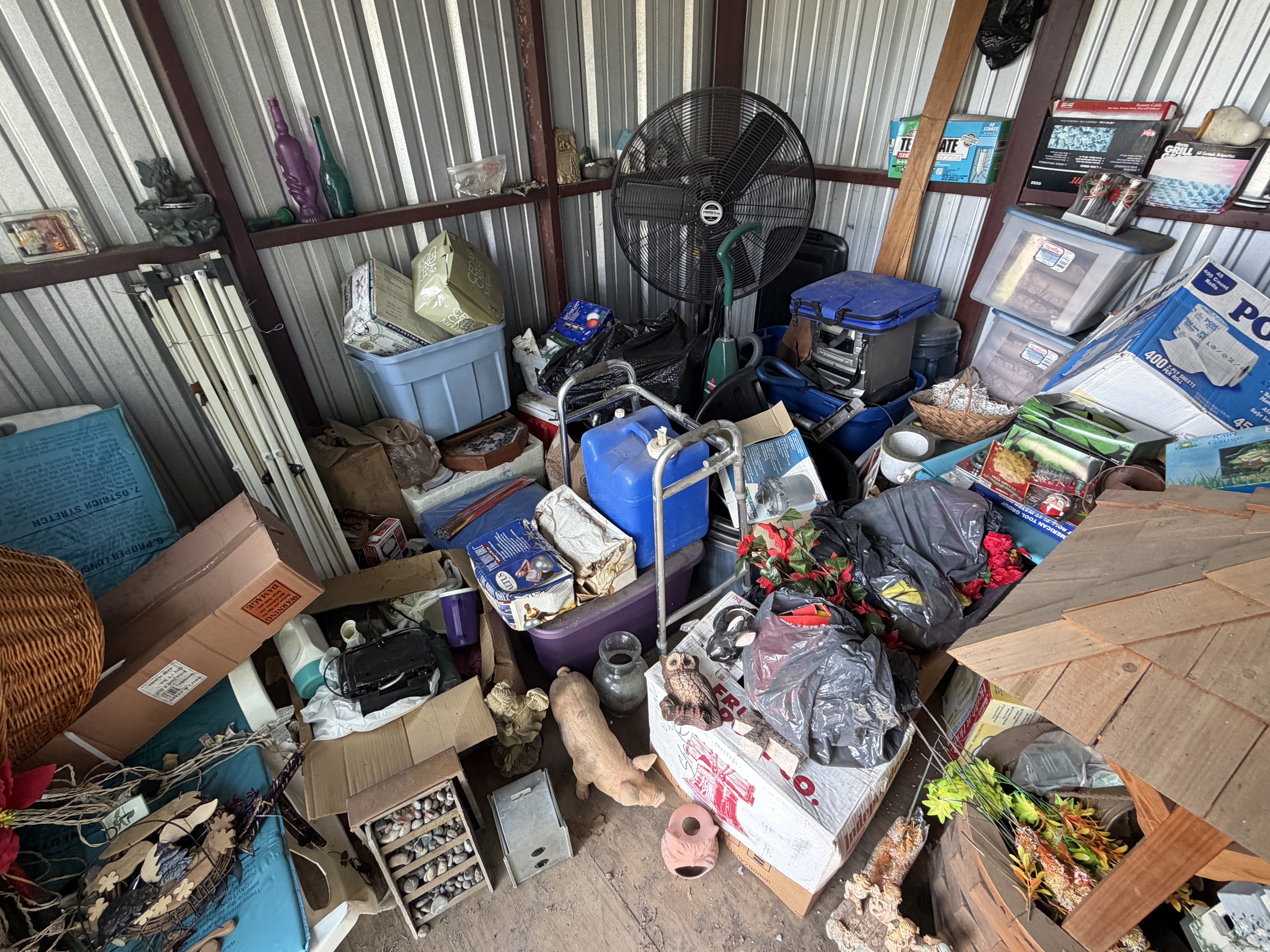 Estate Auction Image