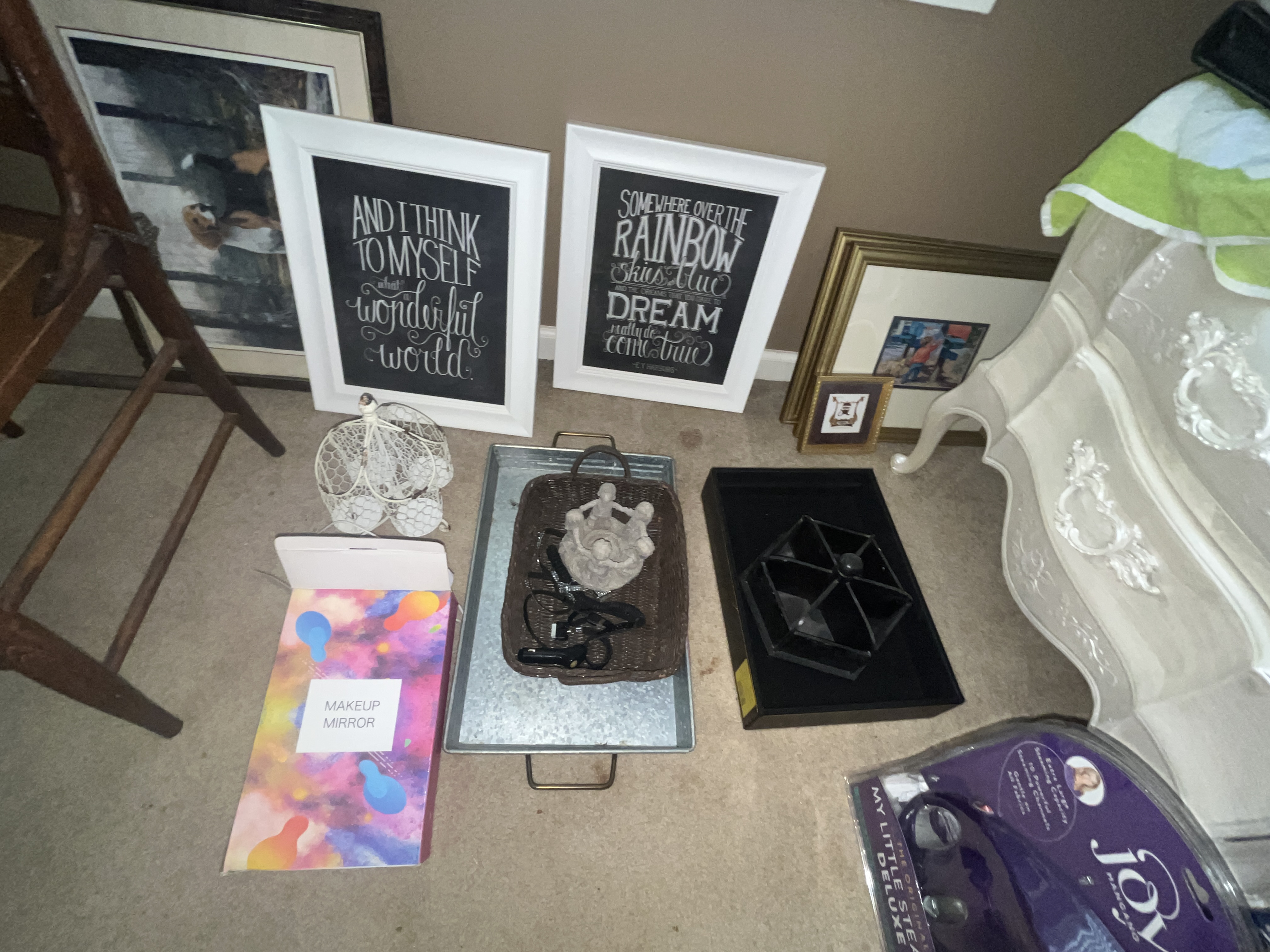 Moving Auction Image