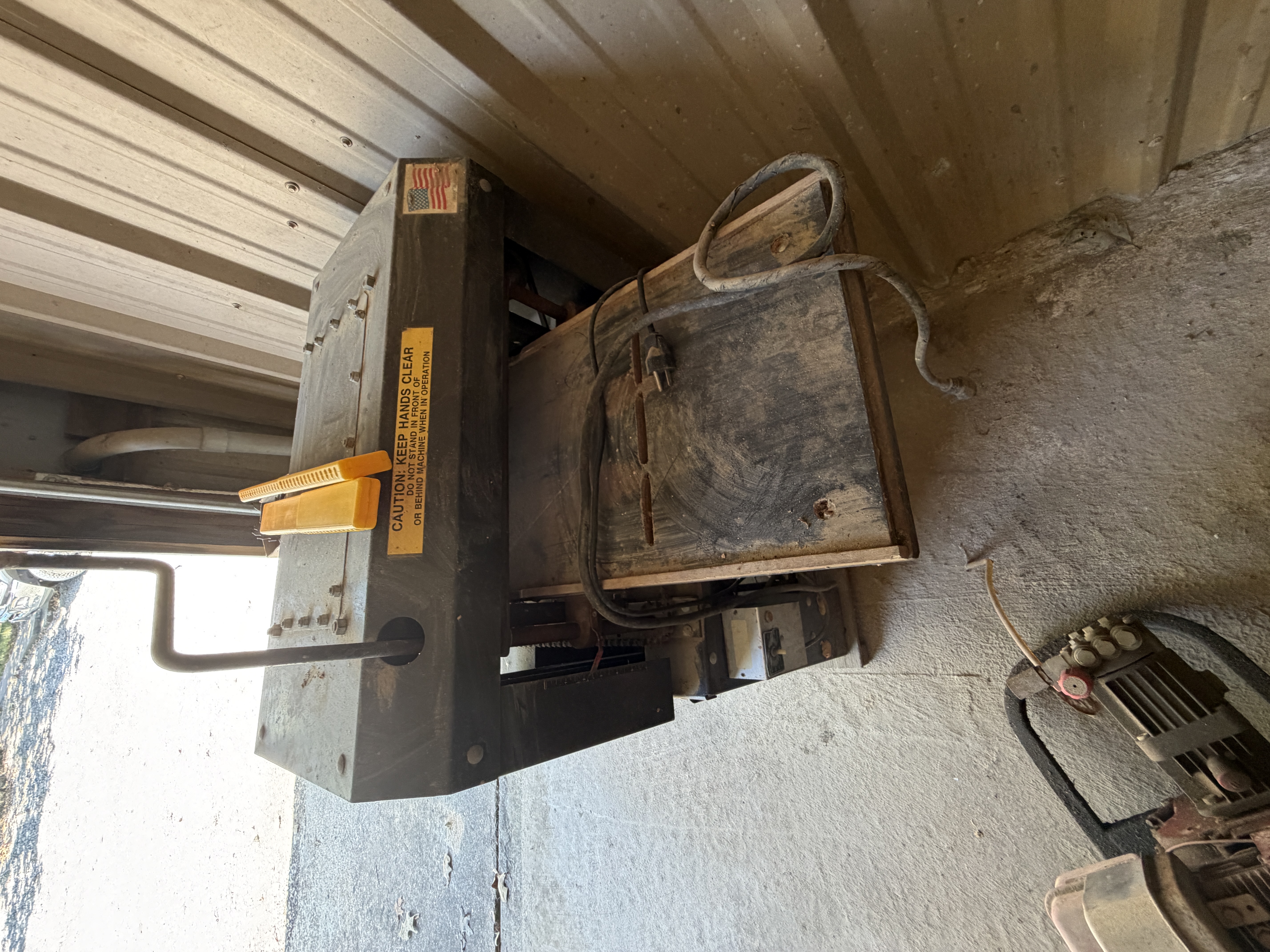 Moving/Reduction Auction Image