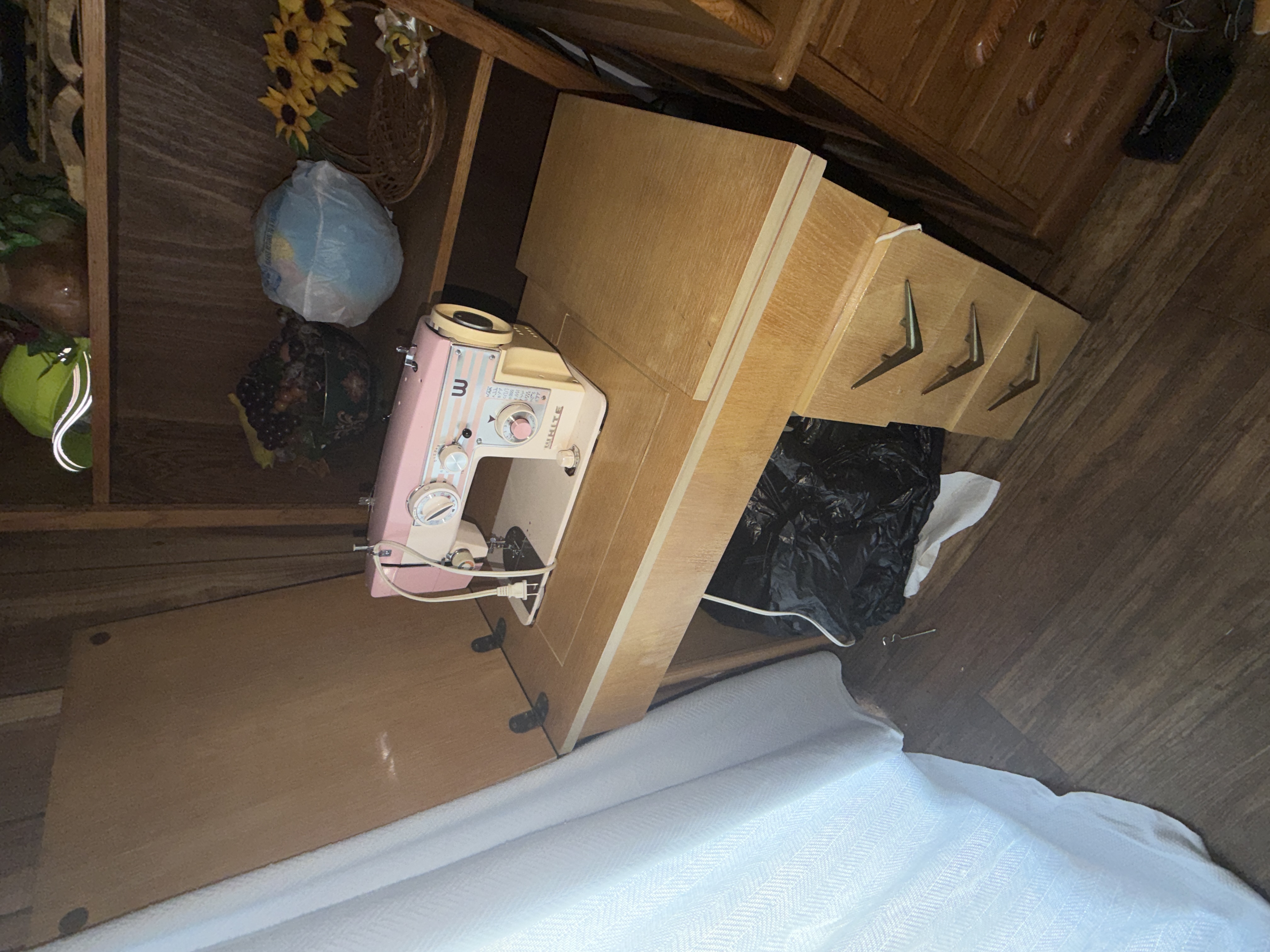 Estate Auction Image