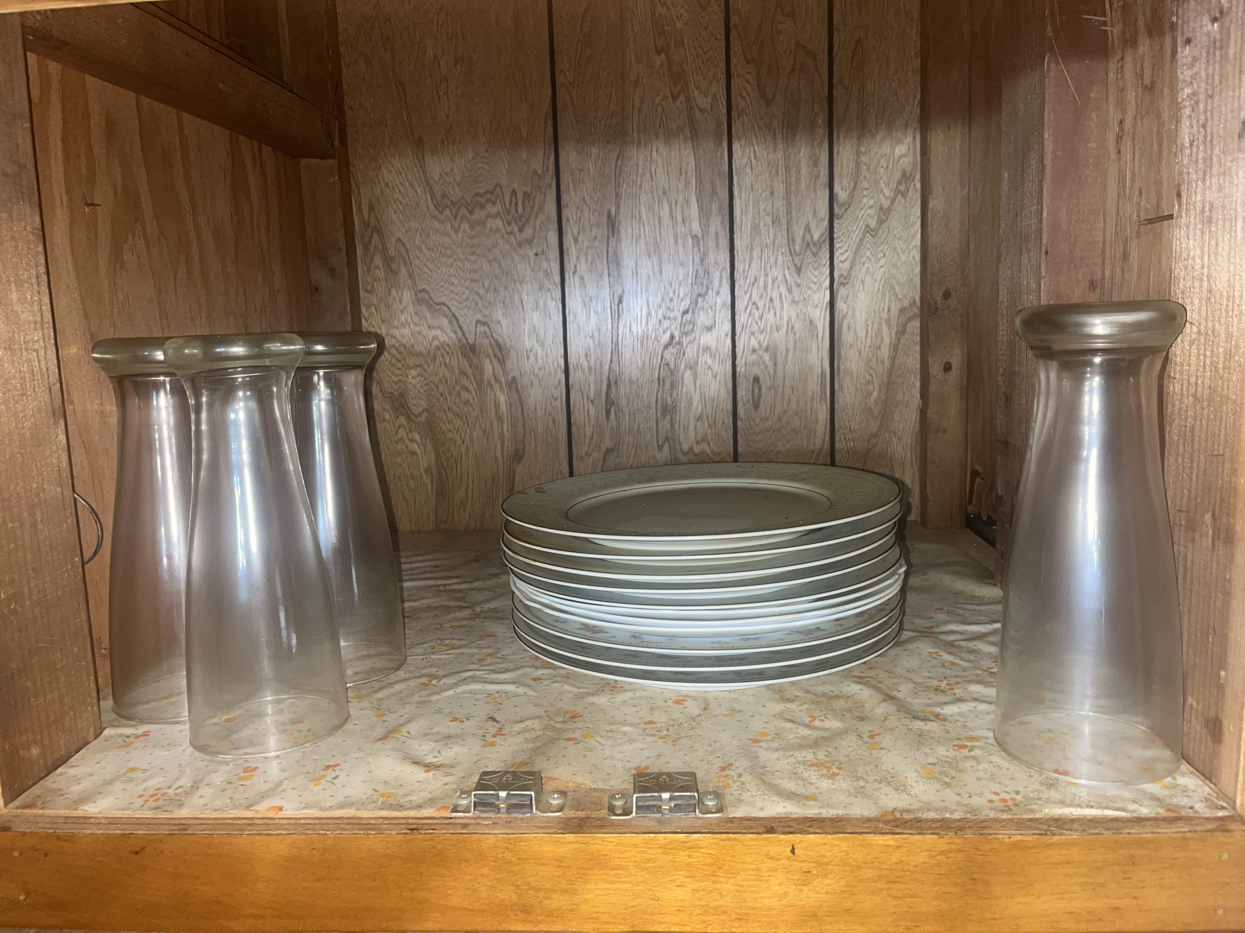 Ward Estate Auction Image