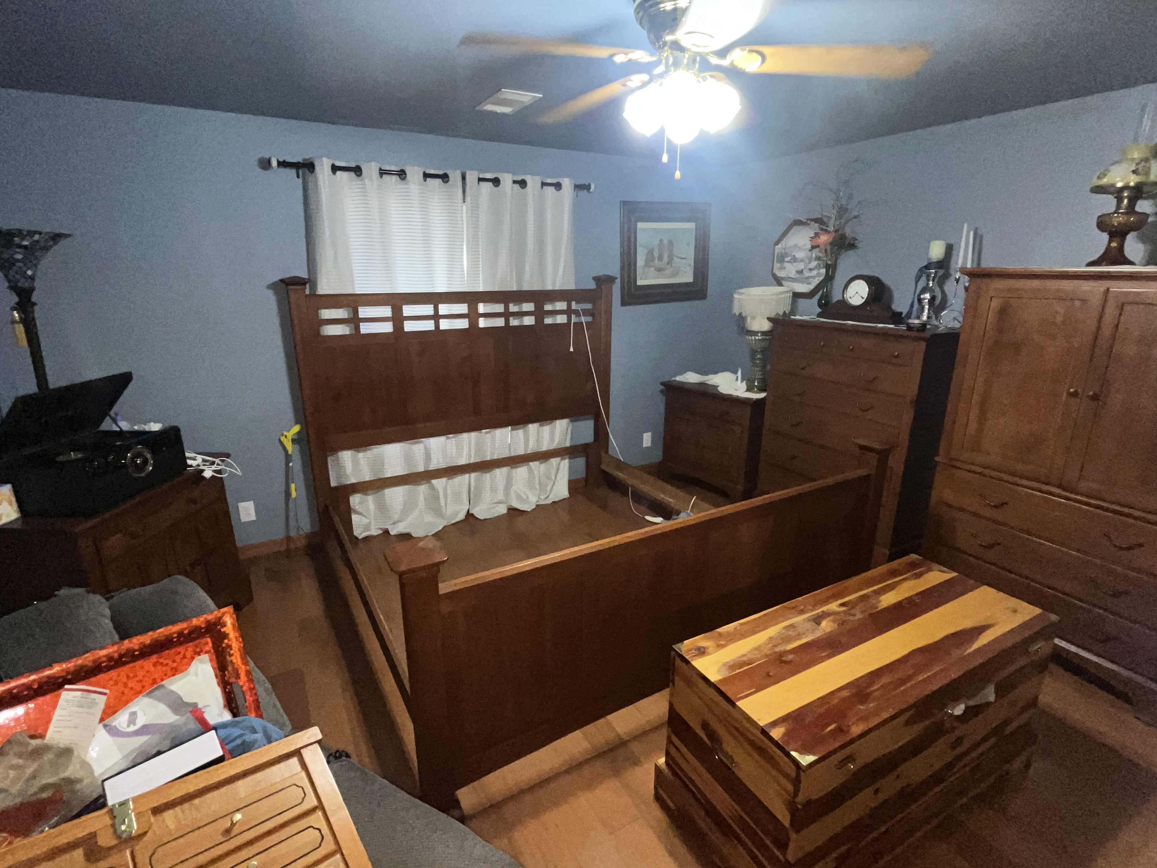 Varvil Estate Auction Image