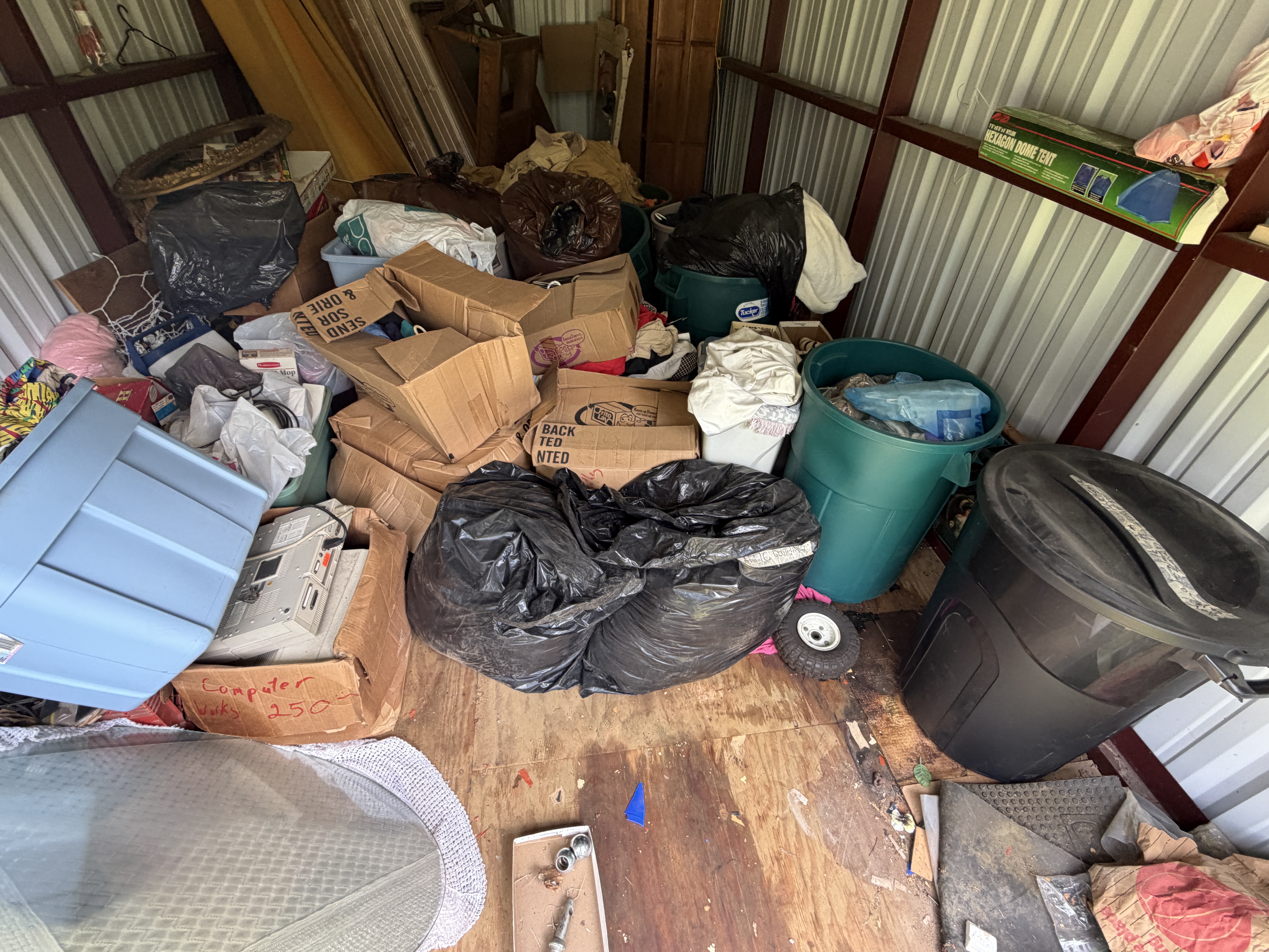 Estate Auction Image
