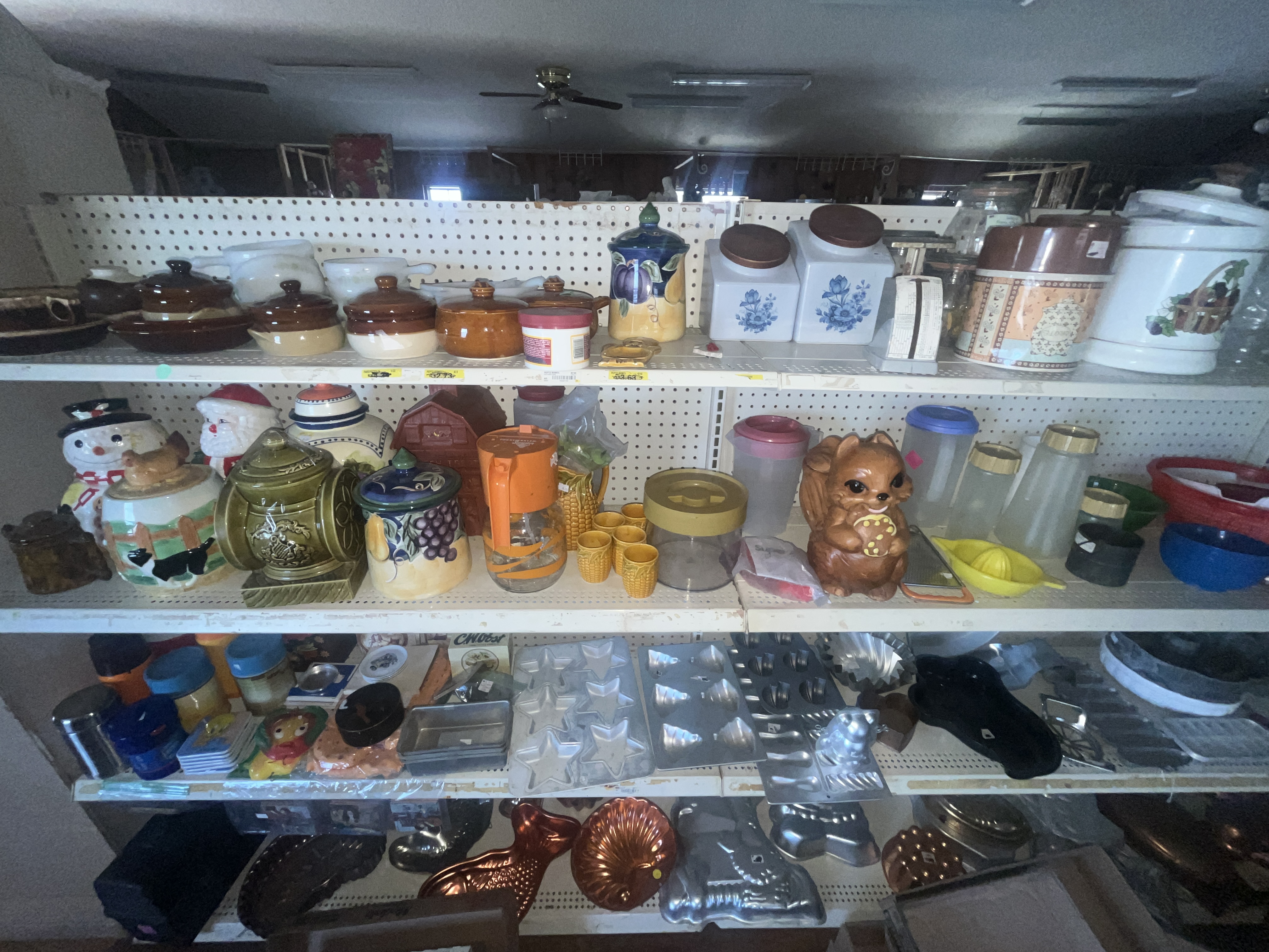 Real Estate & Retail Business Liquidation Image