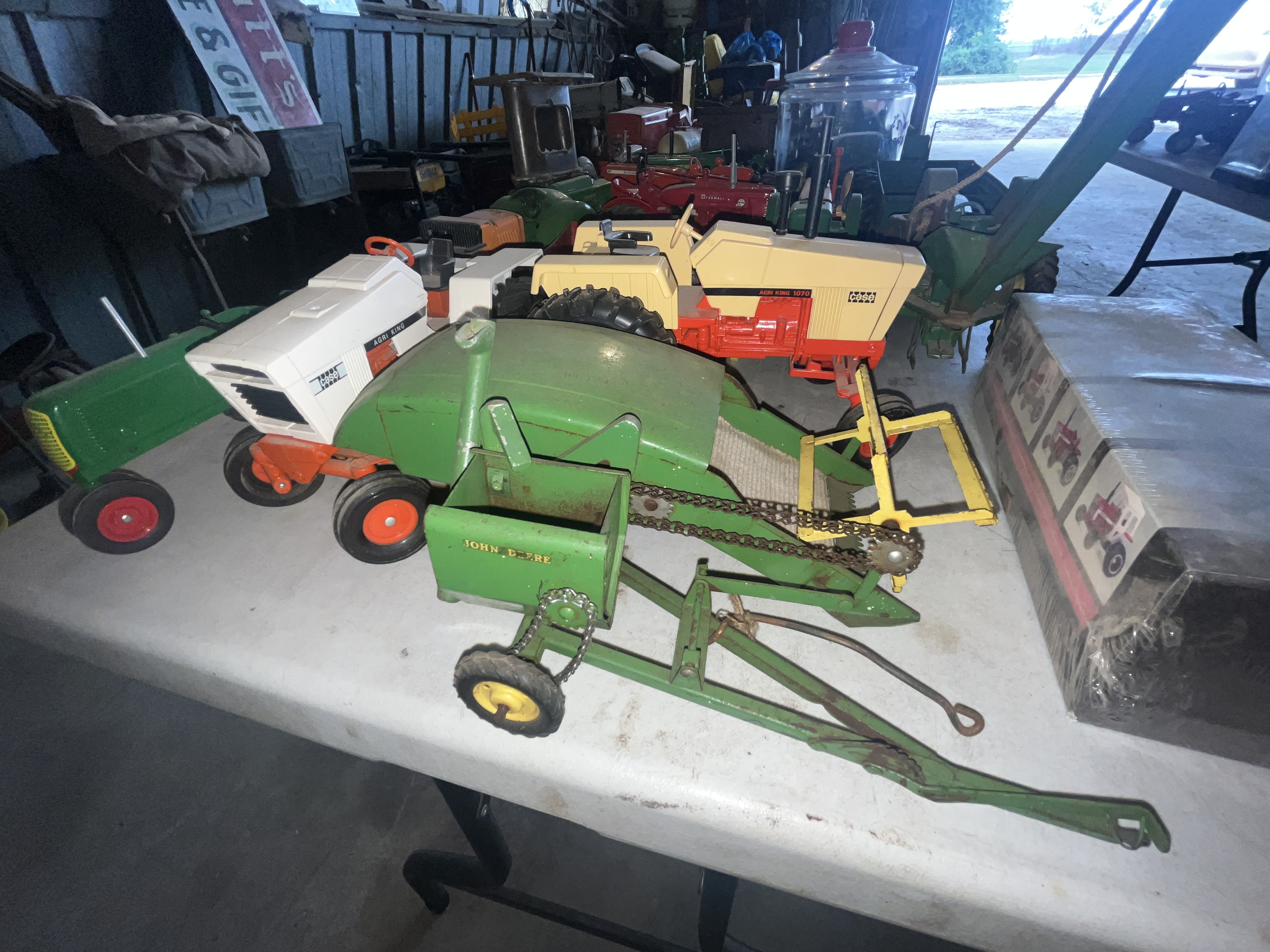 Collector's Dream Auction Image