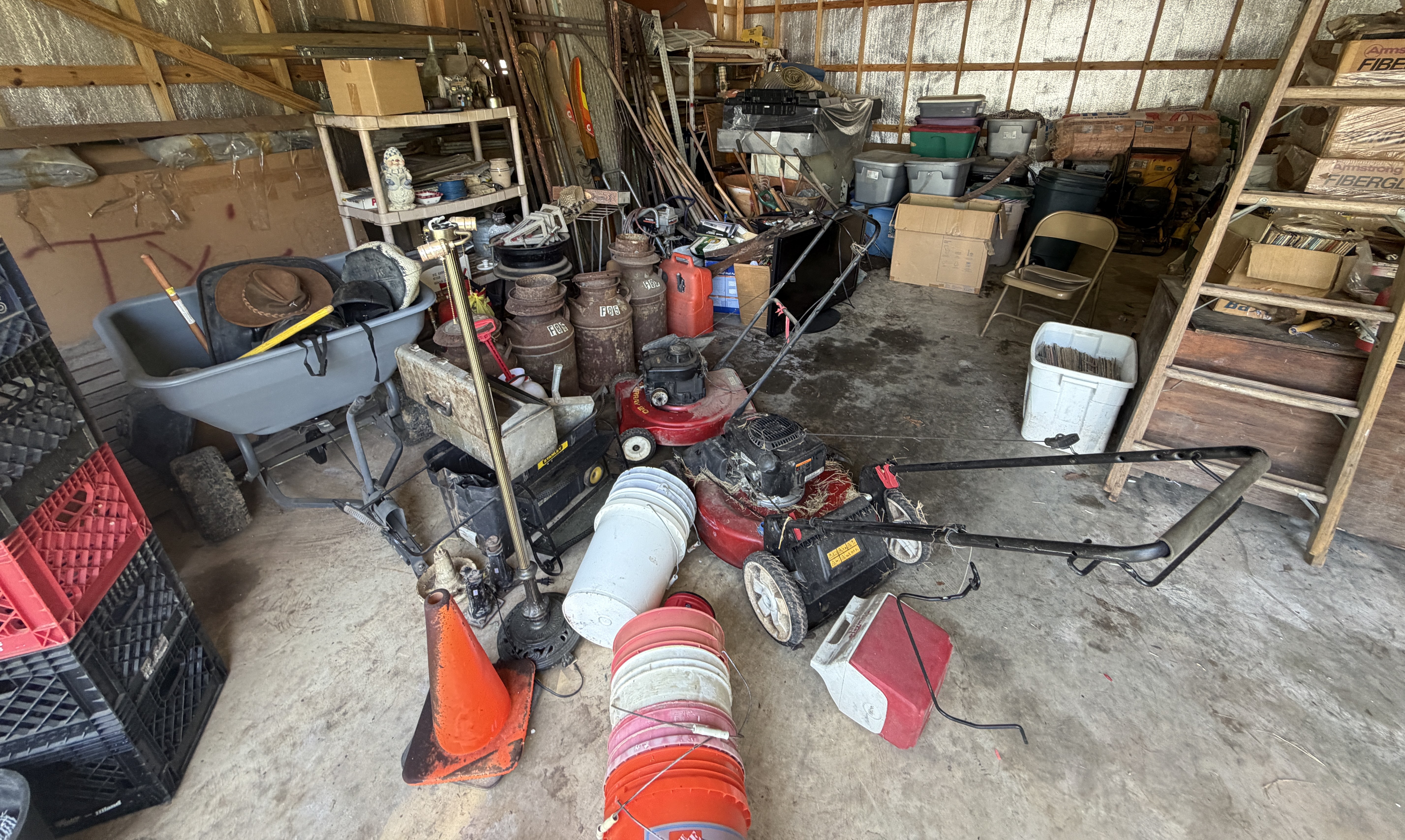Estate Auction Image