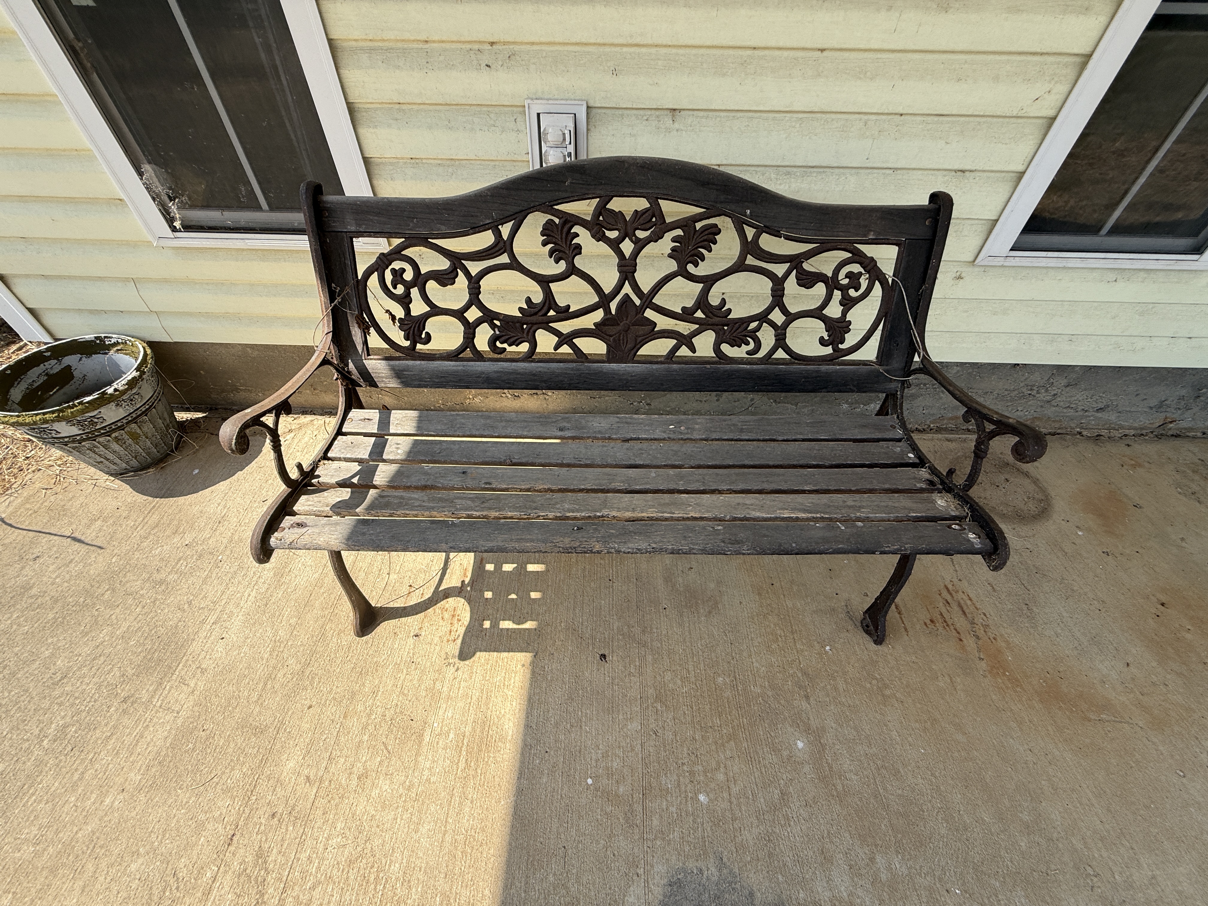 Real Estate & Personal Property Auction Image