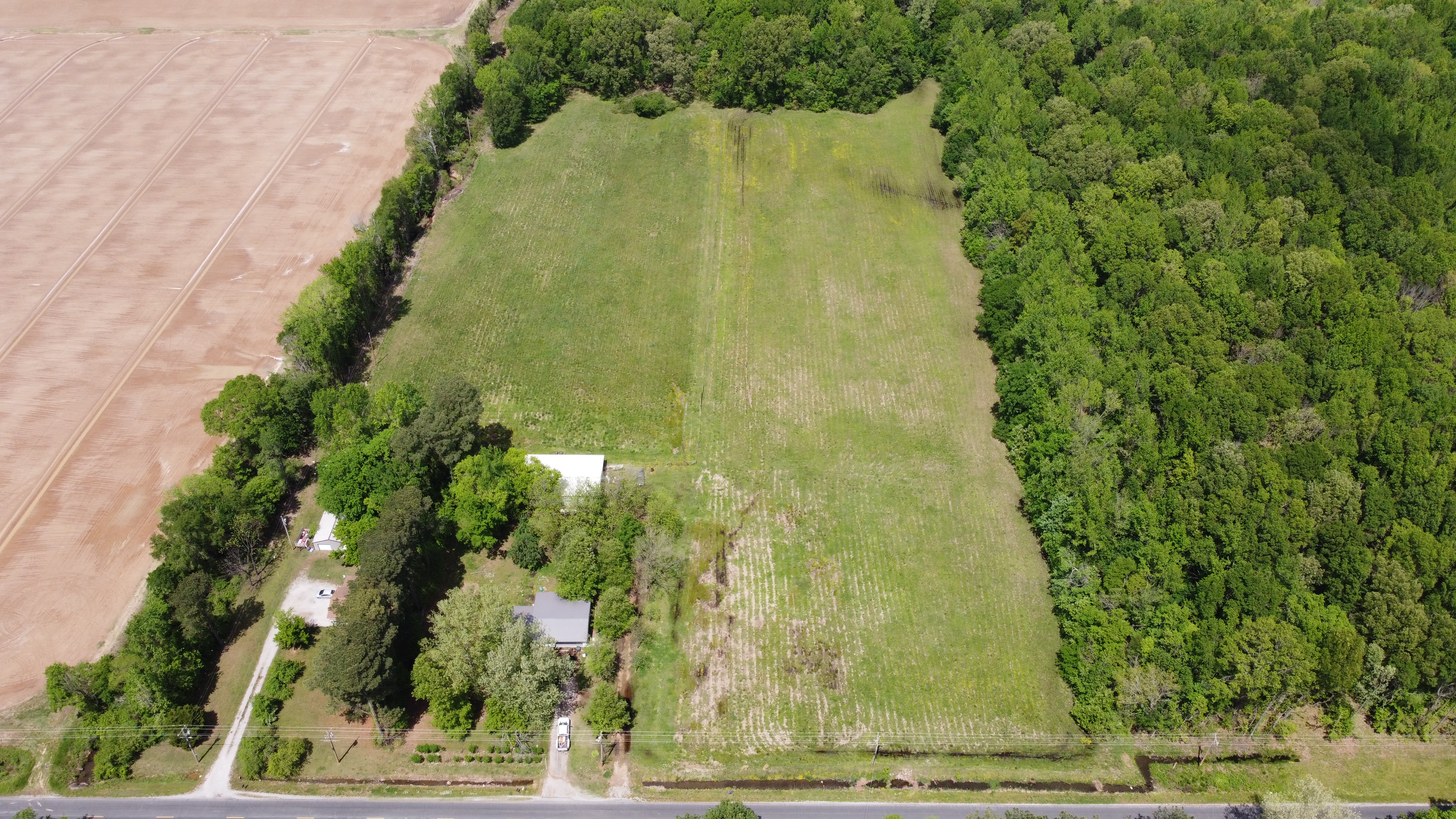 Real Estate & Personal Property Auction Image