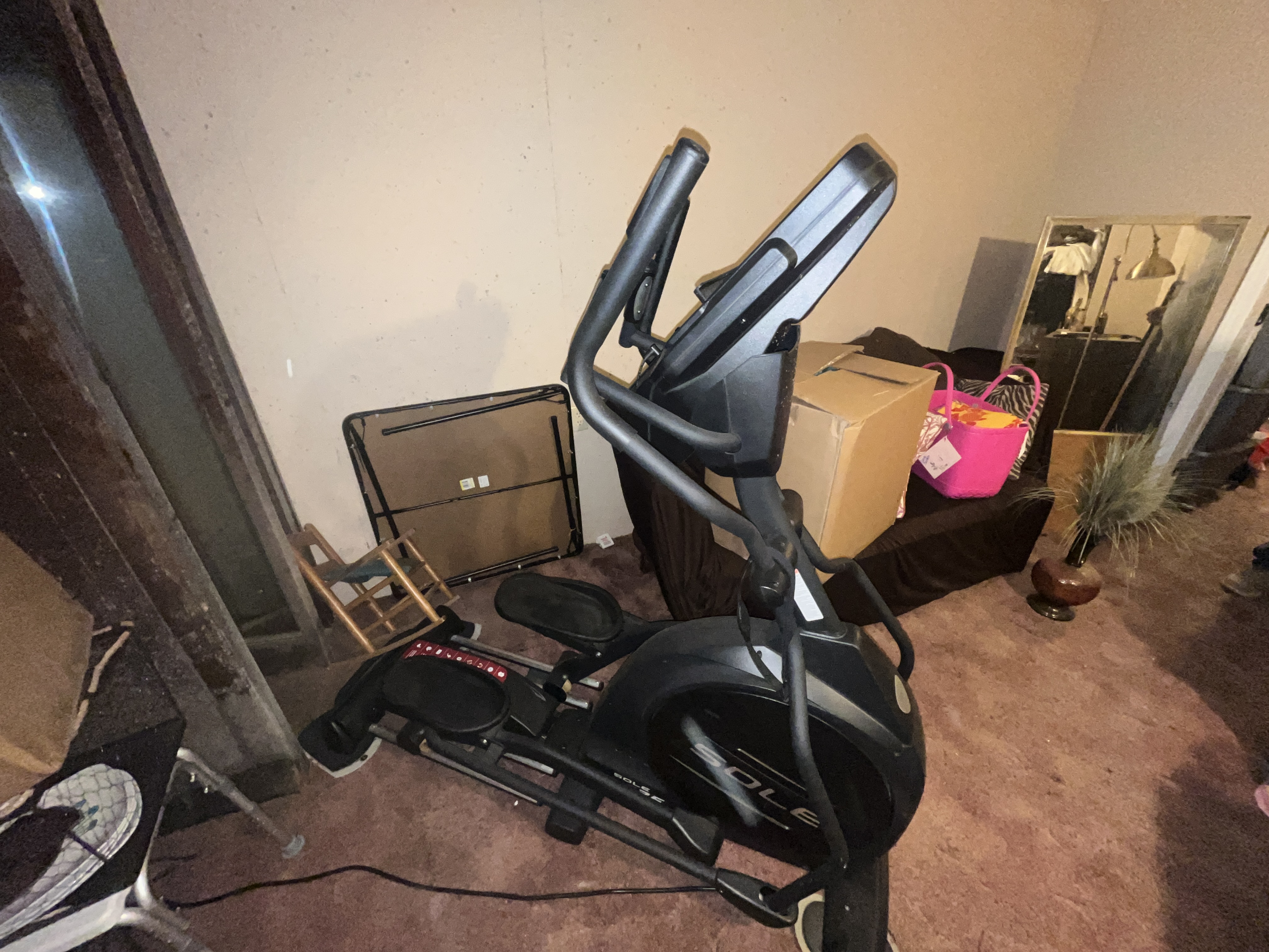 Moving Auction Image