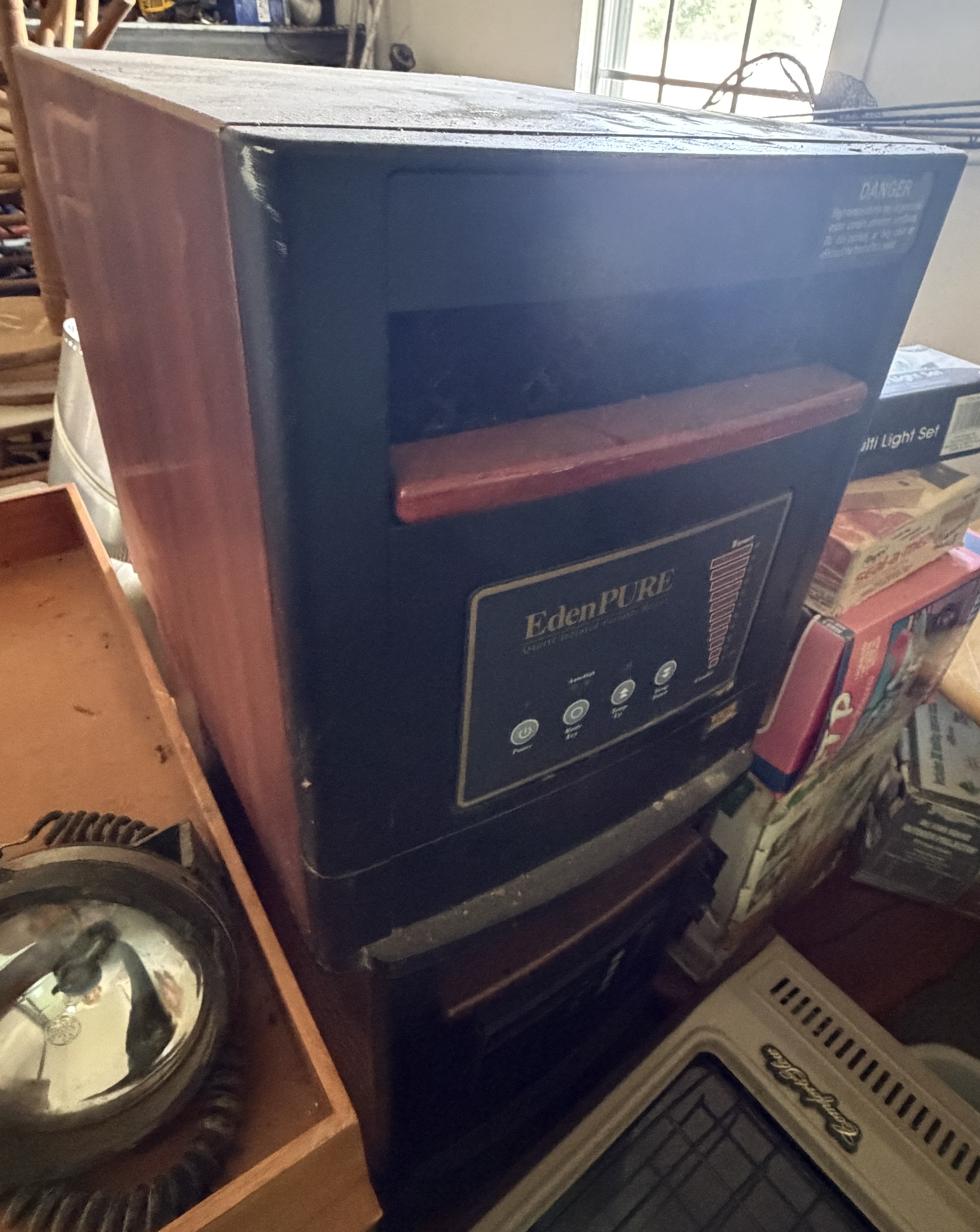 Estate Auction Image