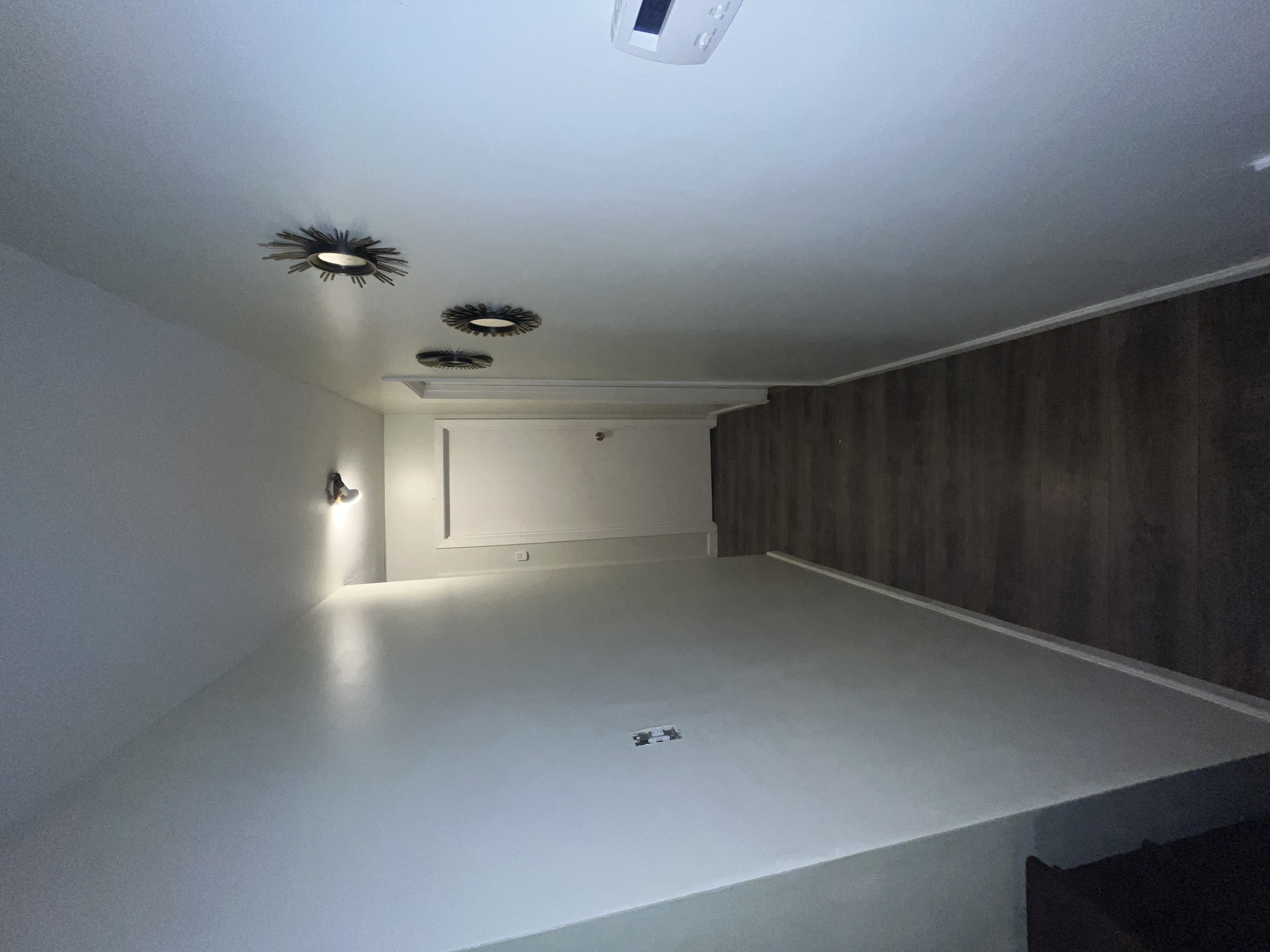 Real Estate & Personal Property Auction Image