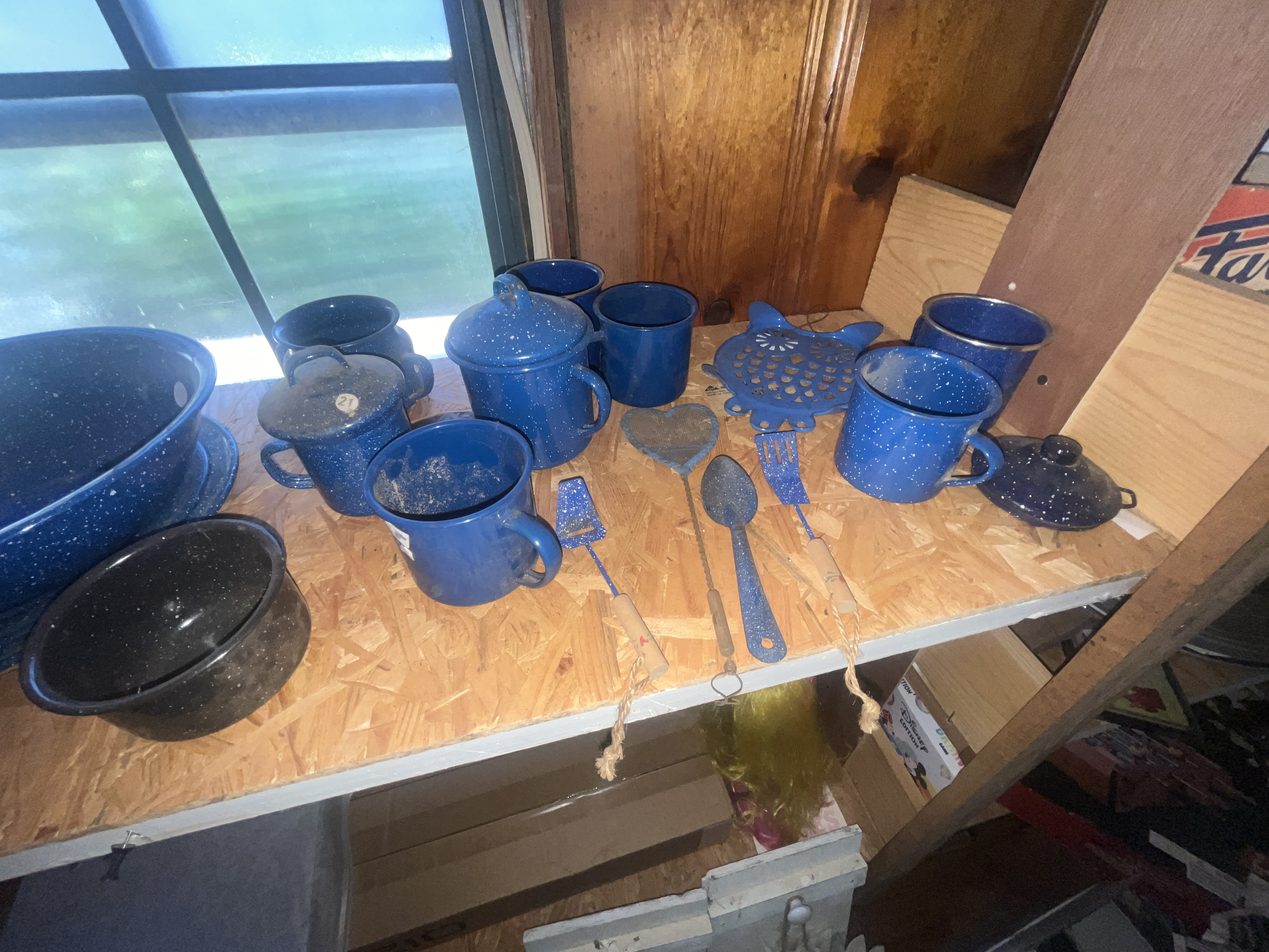 Real Estate & Retail Business Liquidation Image