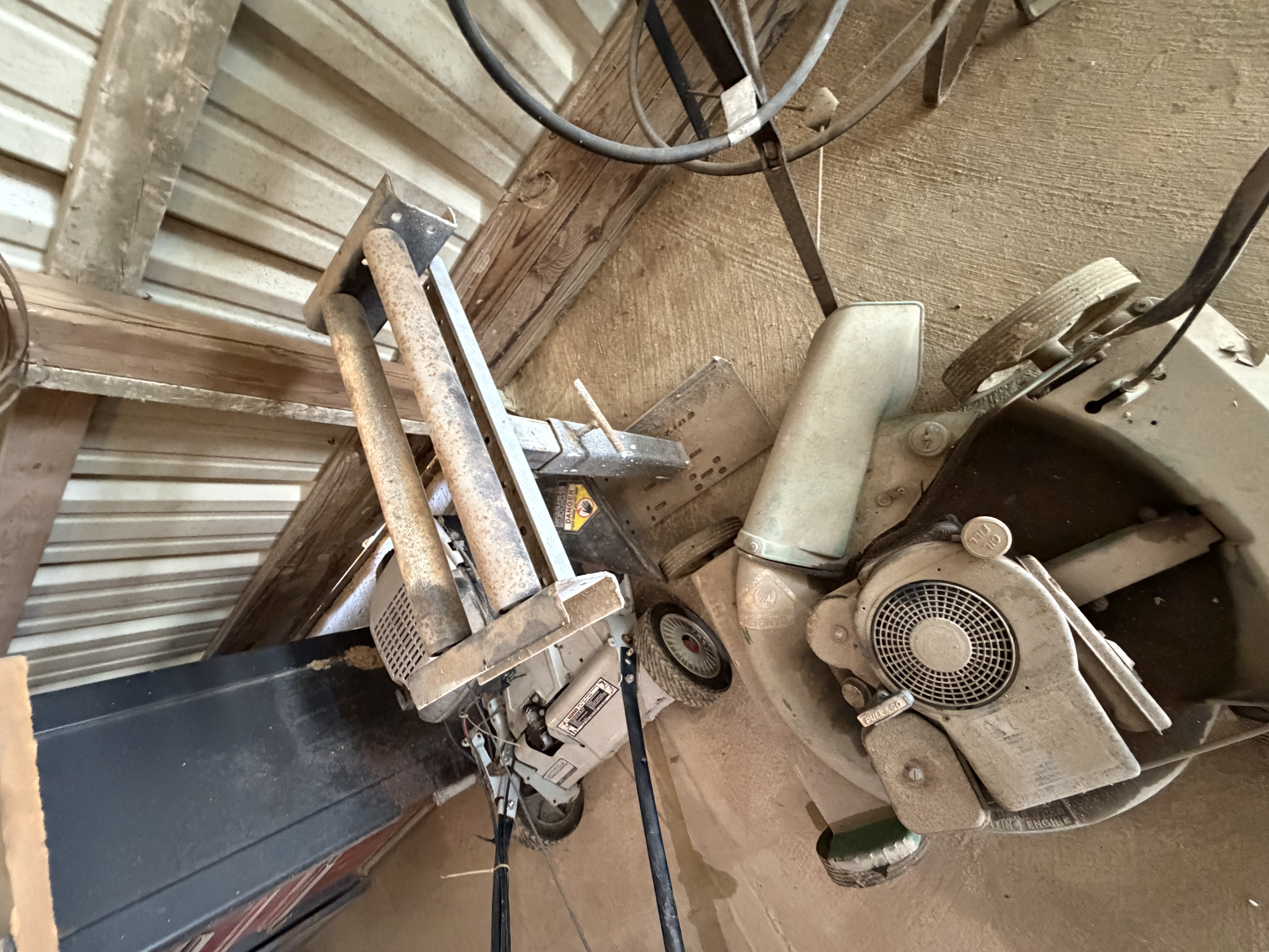 Moving/Reduction Auction Image