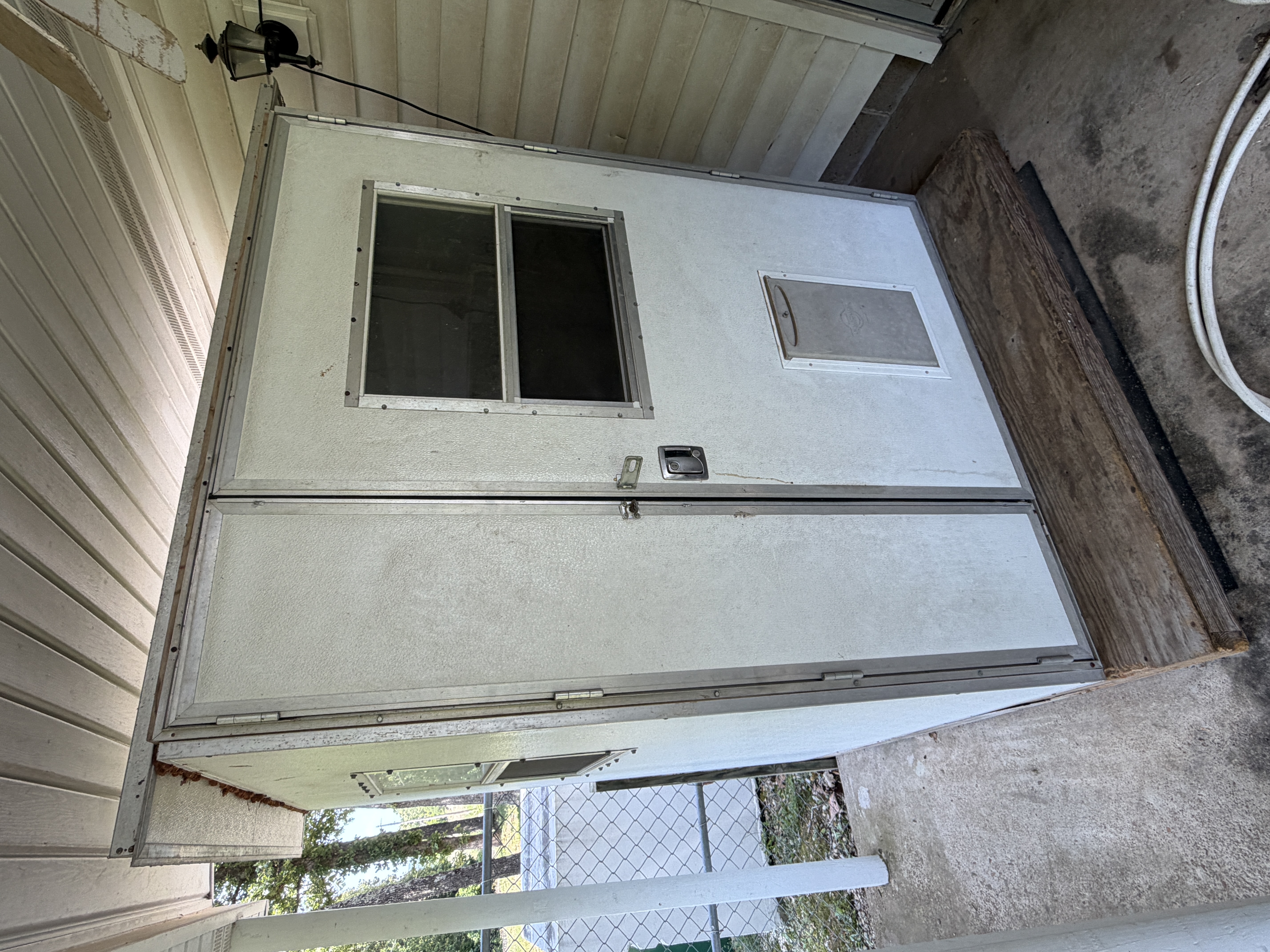 Estate Auction Image