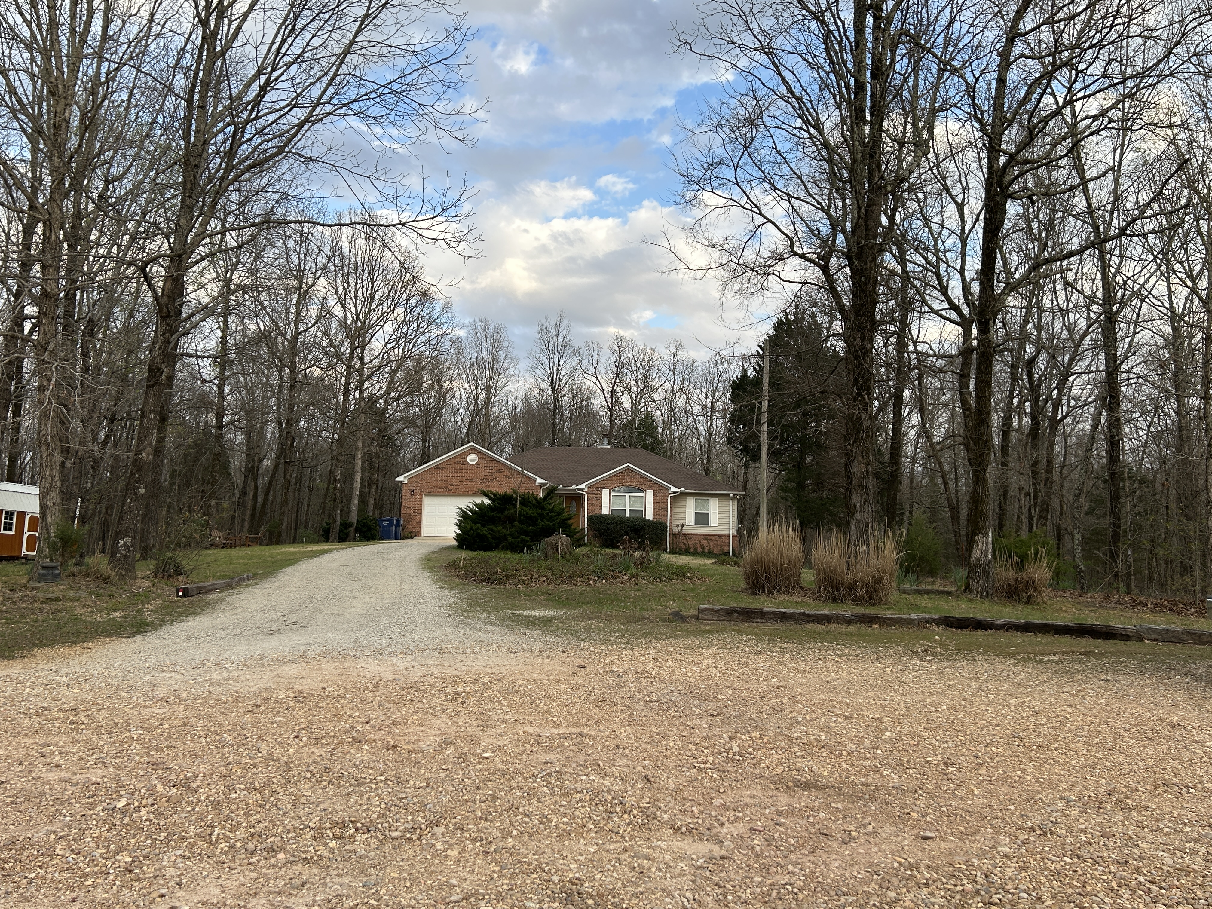 Real Estate & Personal Property Auction Image