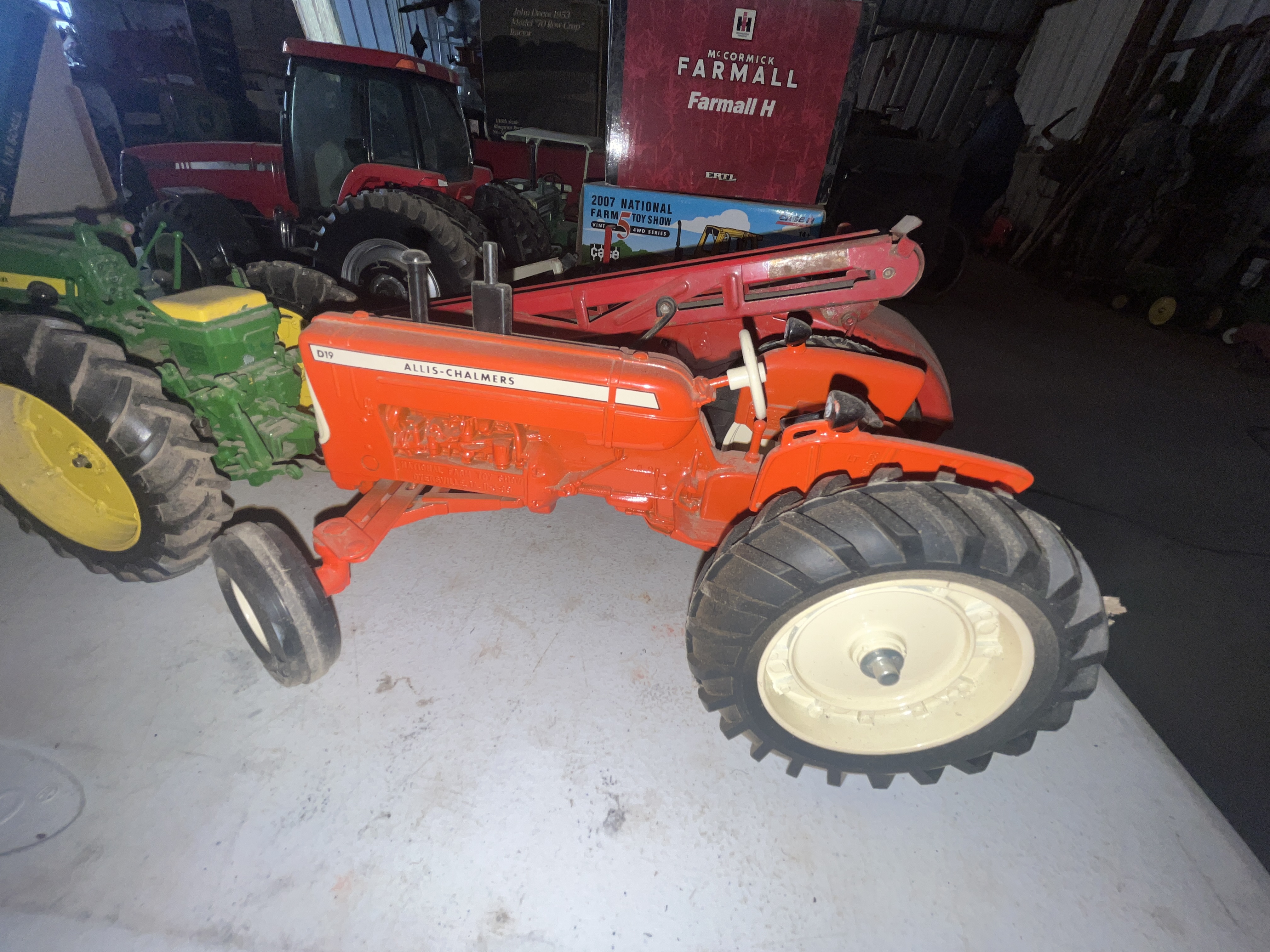 Collector's Dream Auction Image