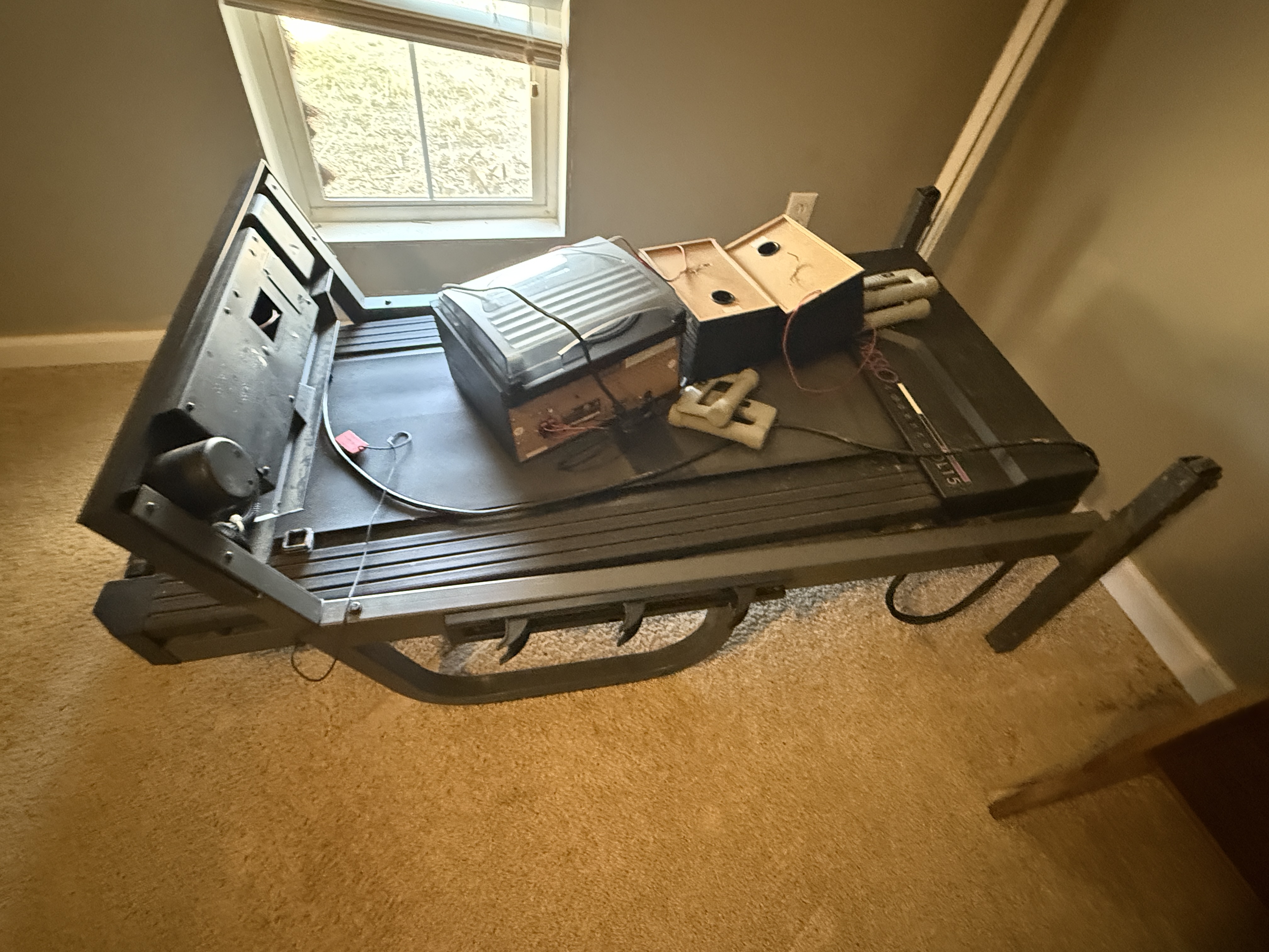Real Estate & Personal Property Auction Image