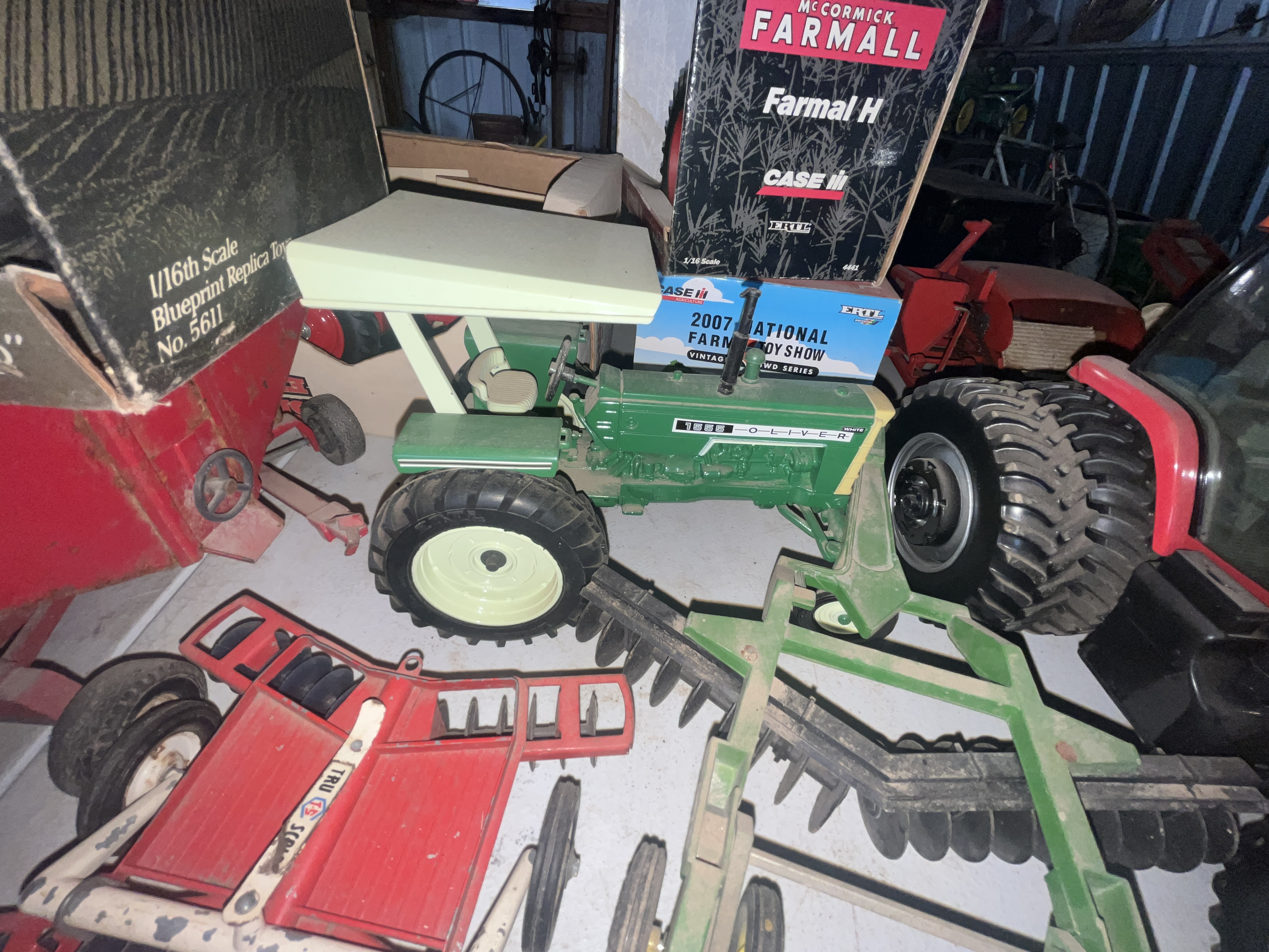 Collector's Dream Auction Image