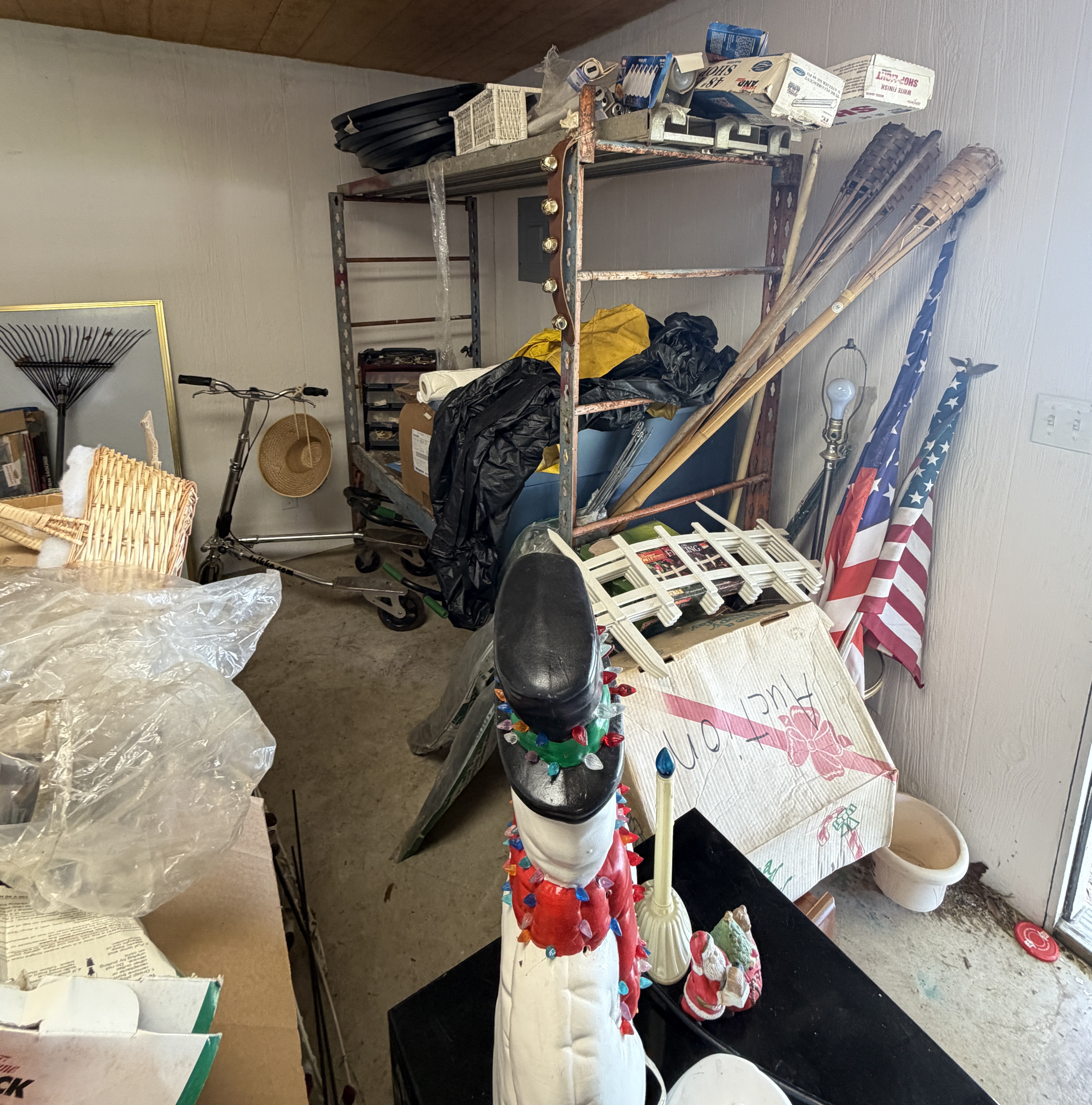 Estate Auction Image