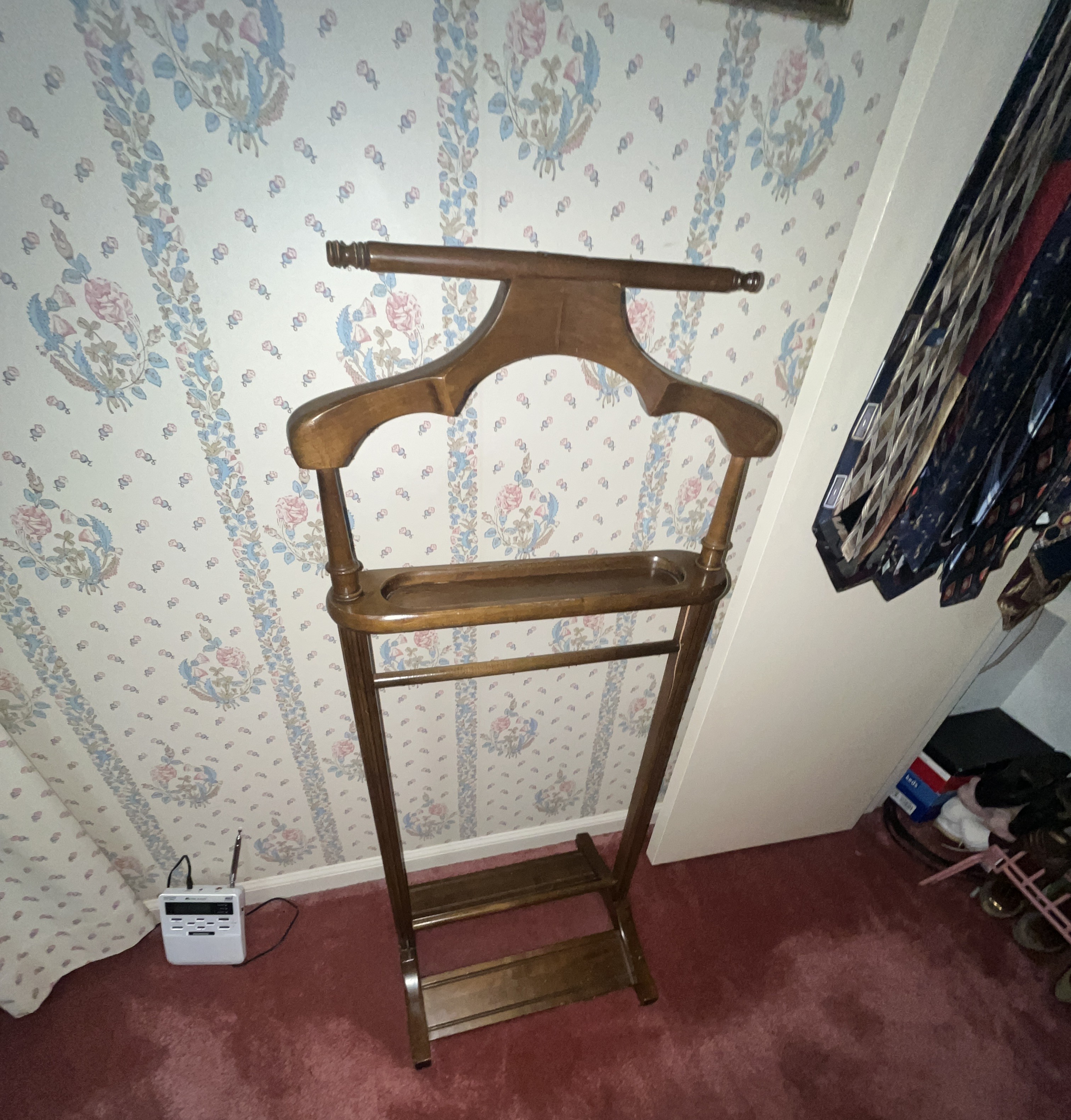 Estate Auction Image