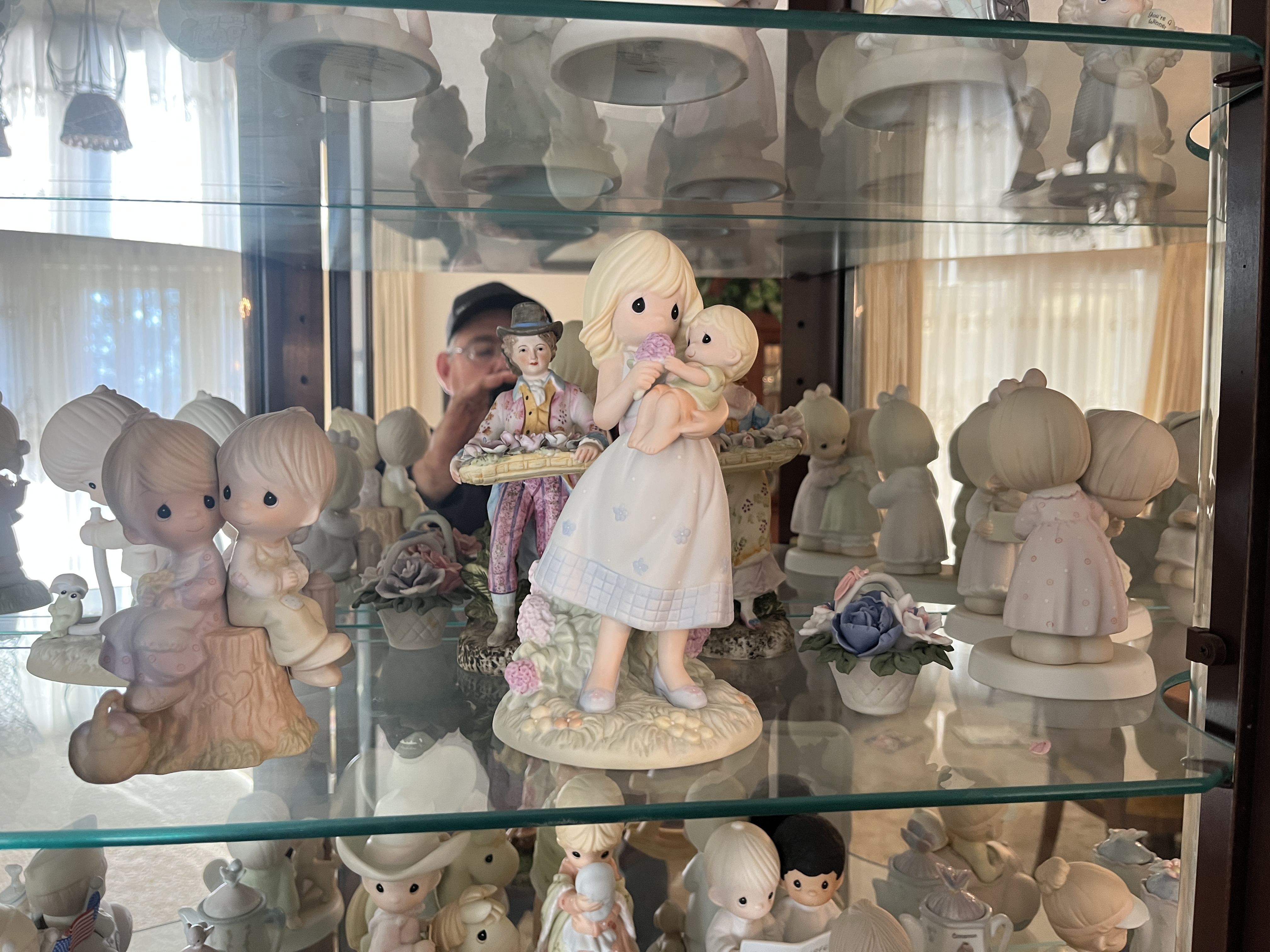 Living Estate of Ms Mary Schug Image