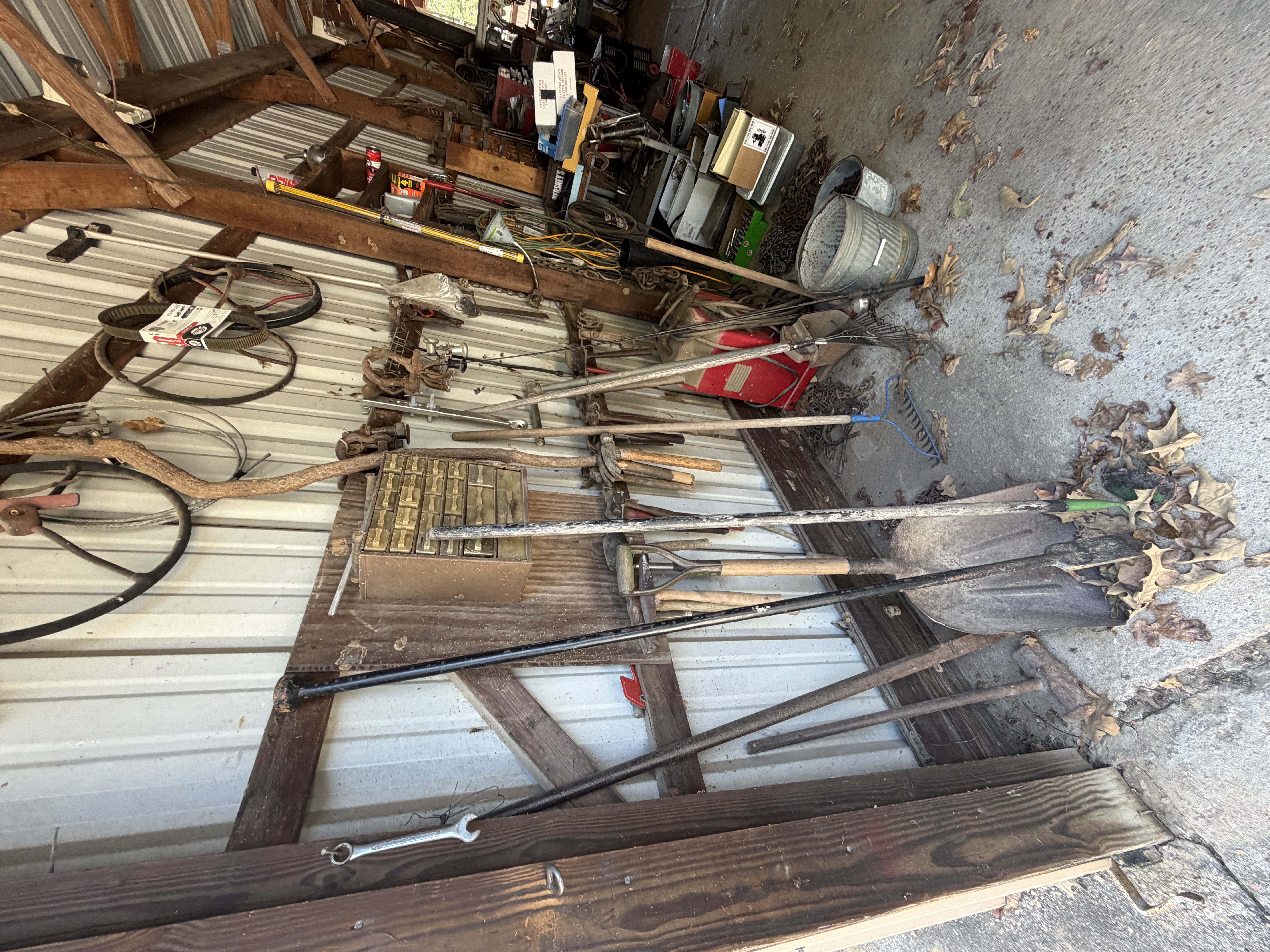 Moving/Reduction Auction Image