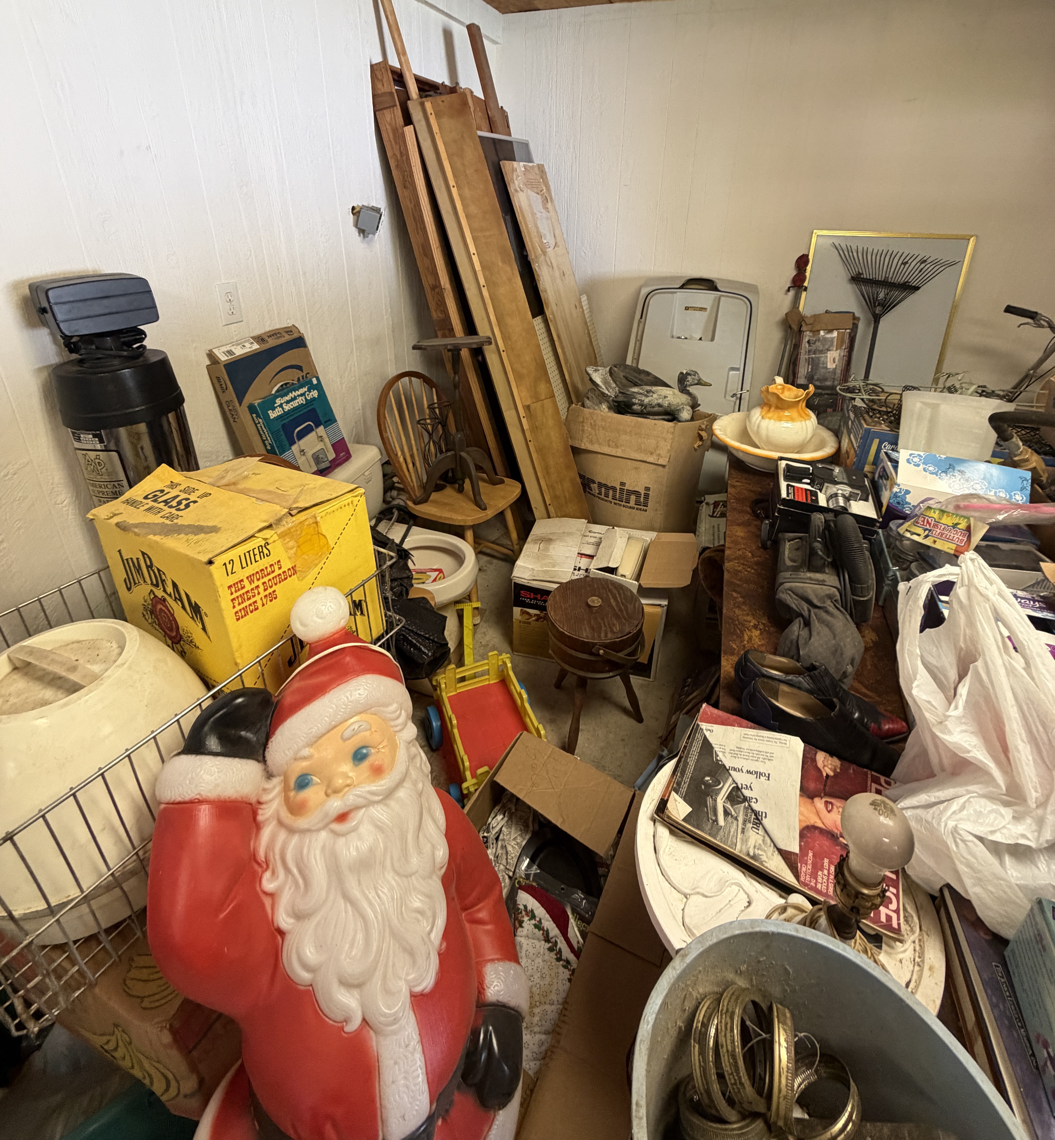 Estate Auction Image