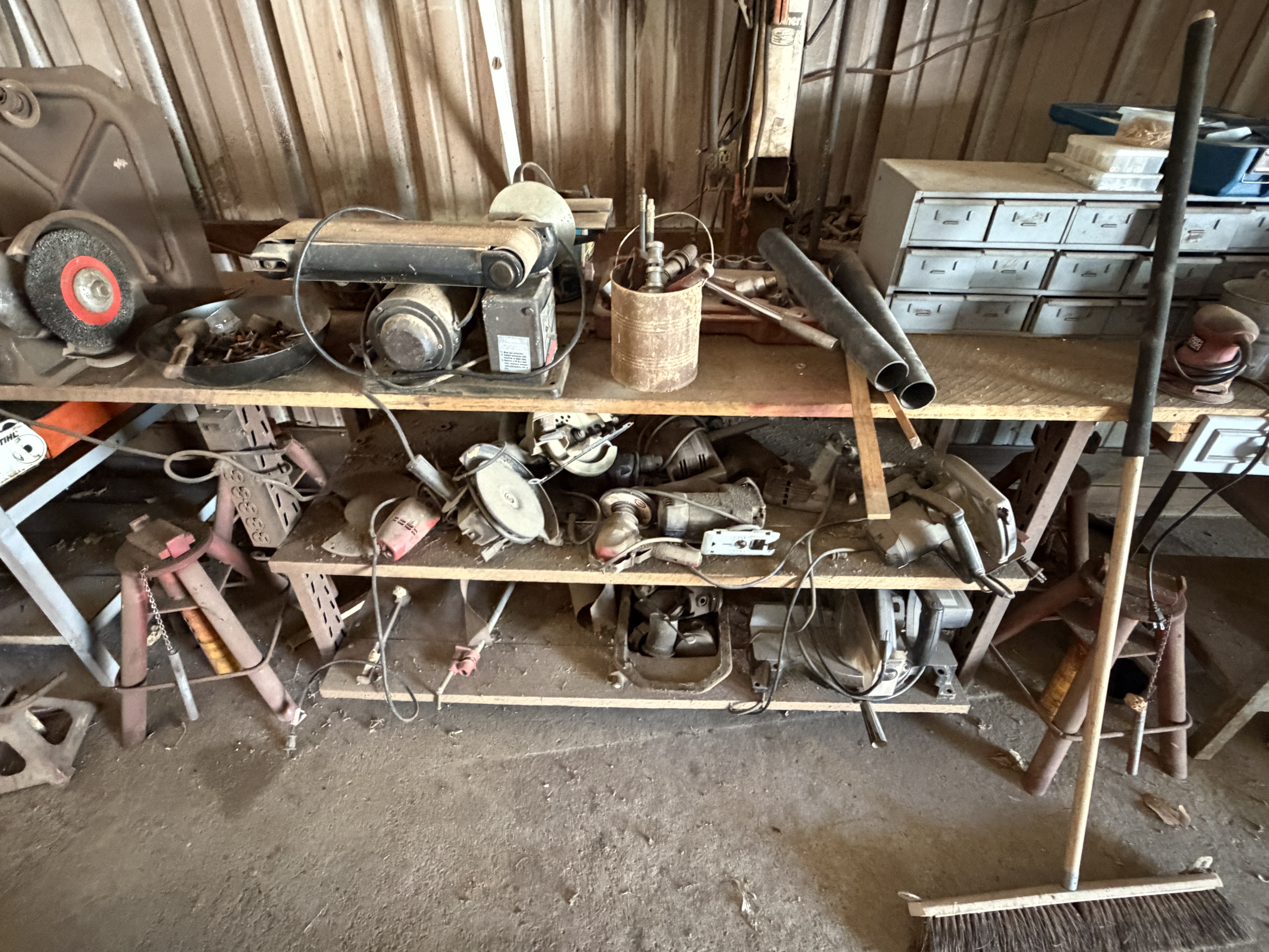 Moving/Reduction Auction Image