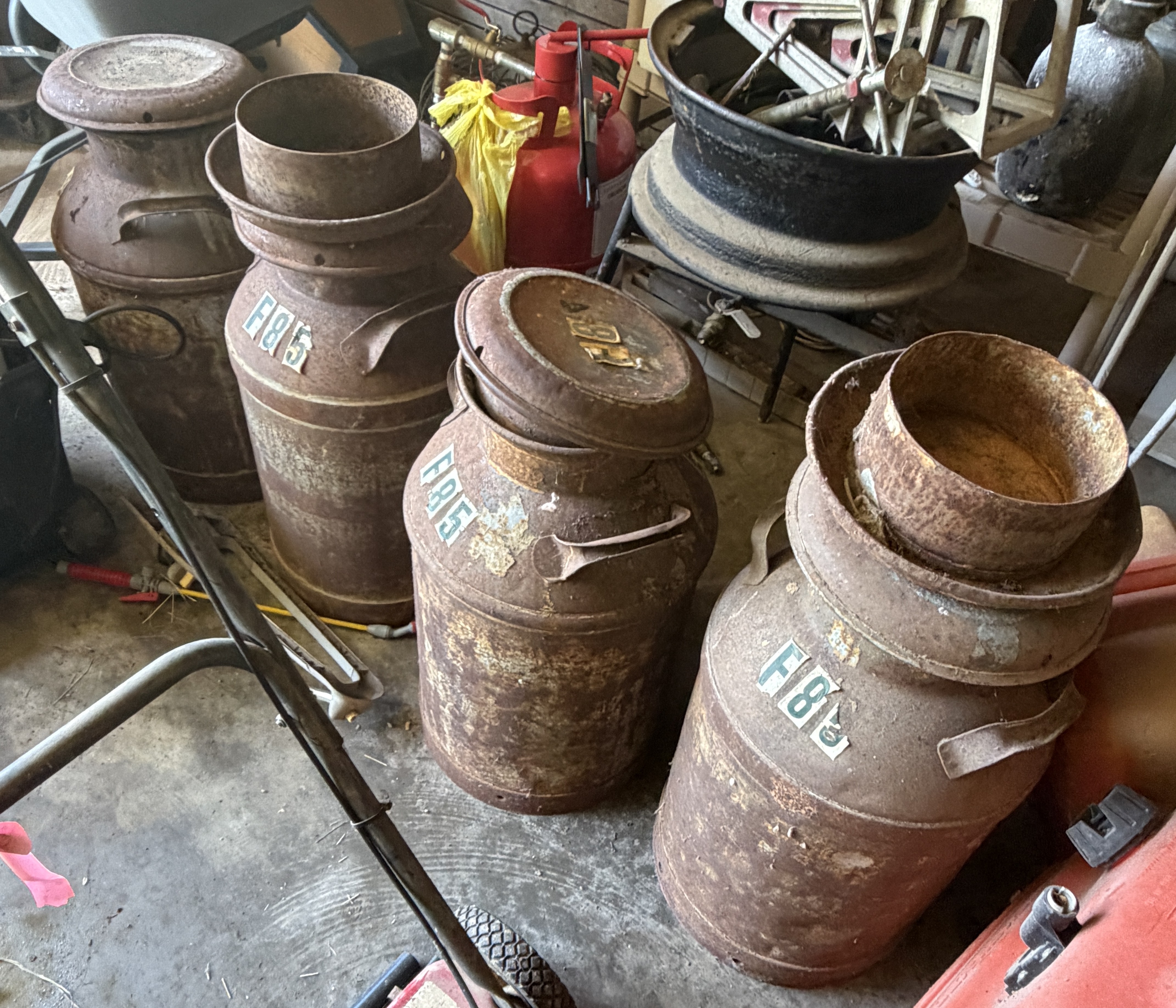 Estate Auction Image