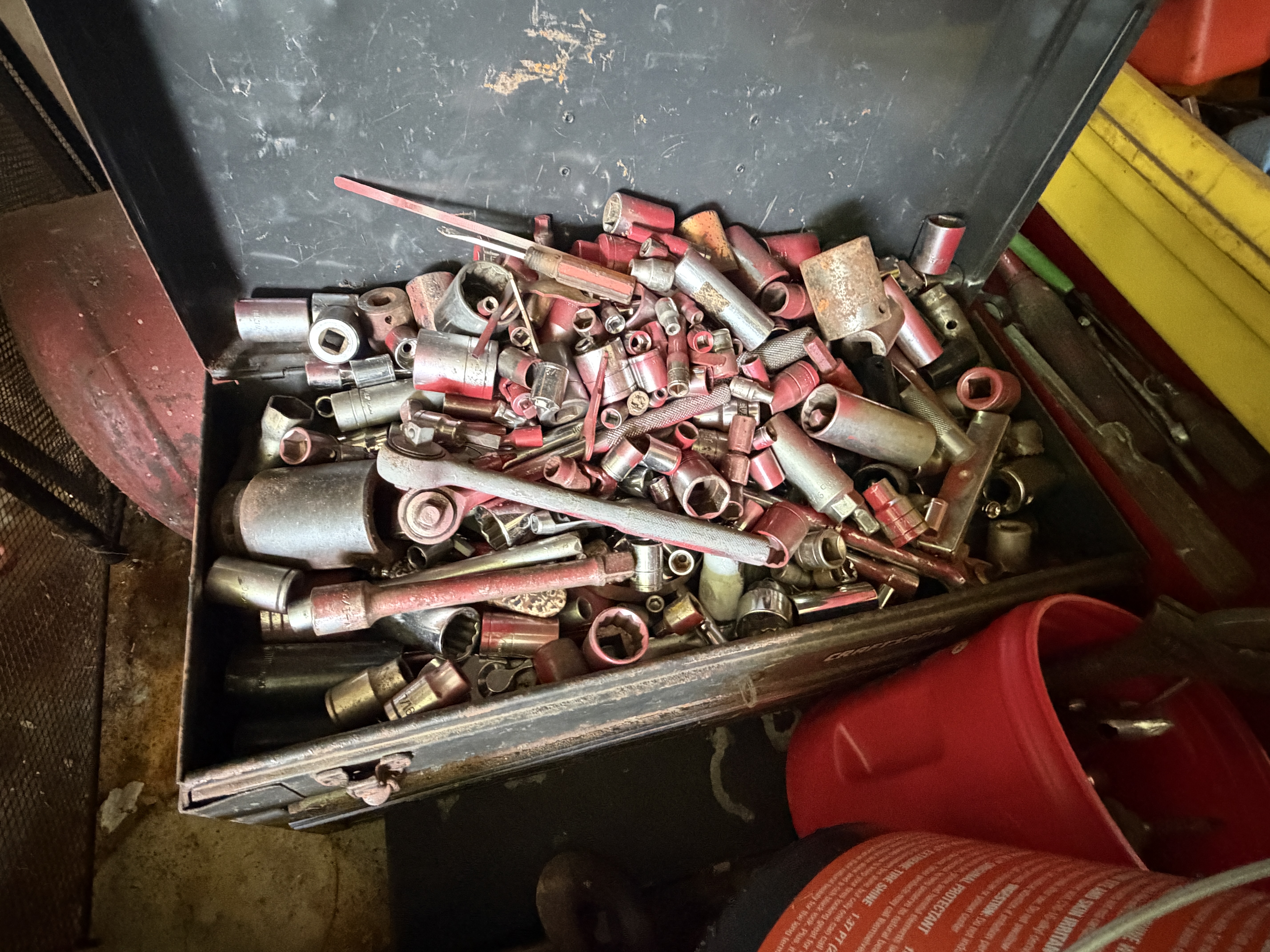 Estate Auction Image