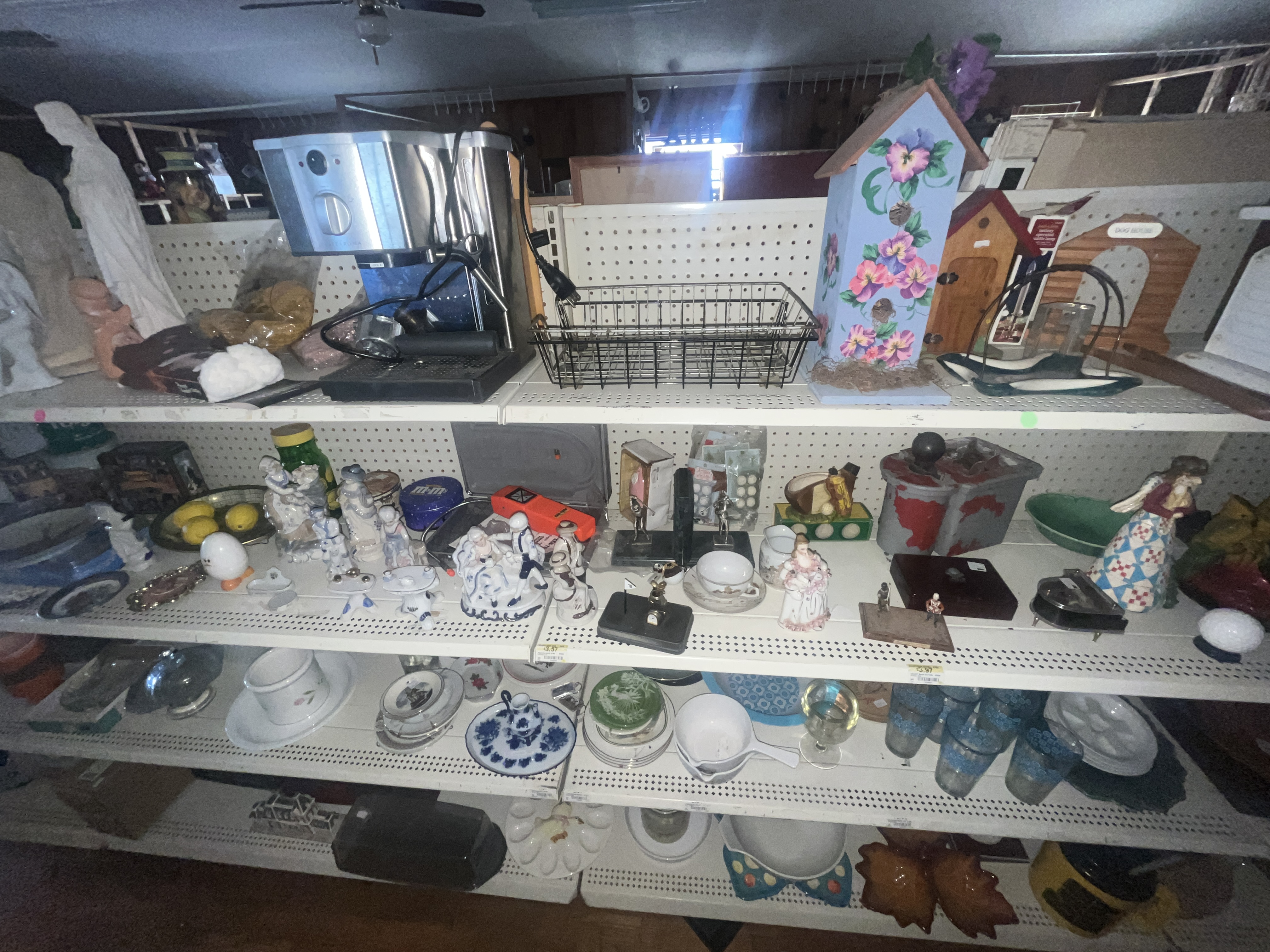 Real Estate & Retail Business Liquidation Image