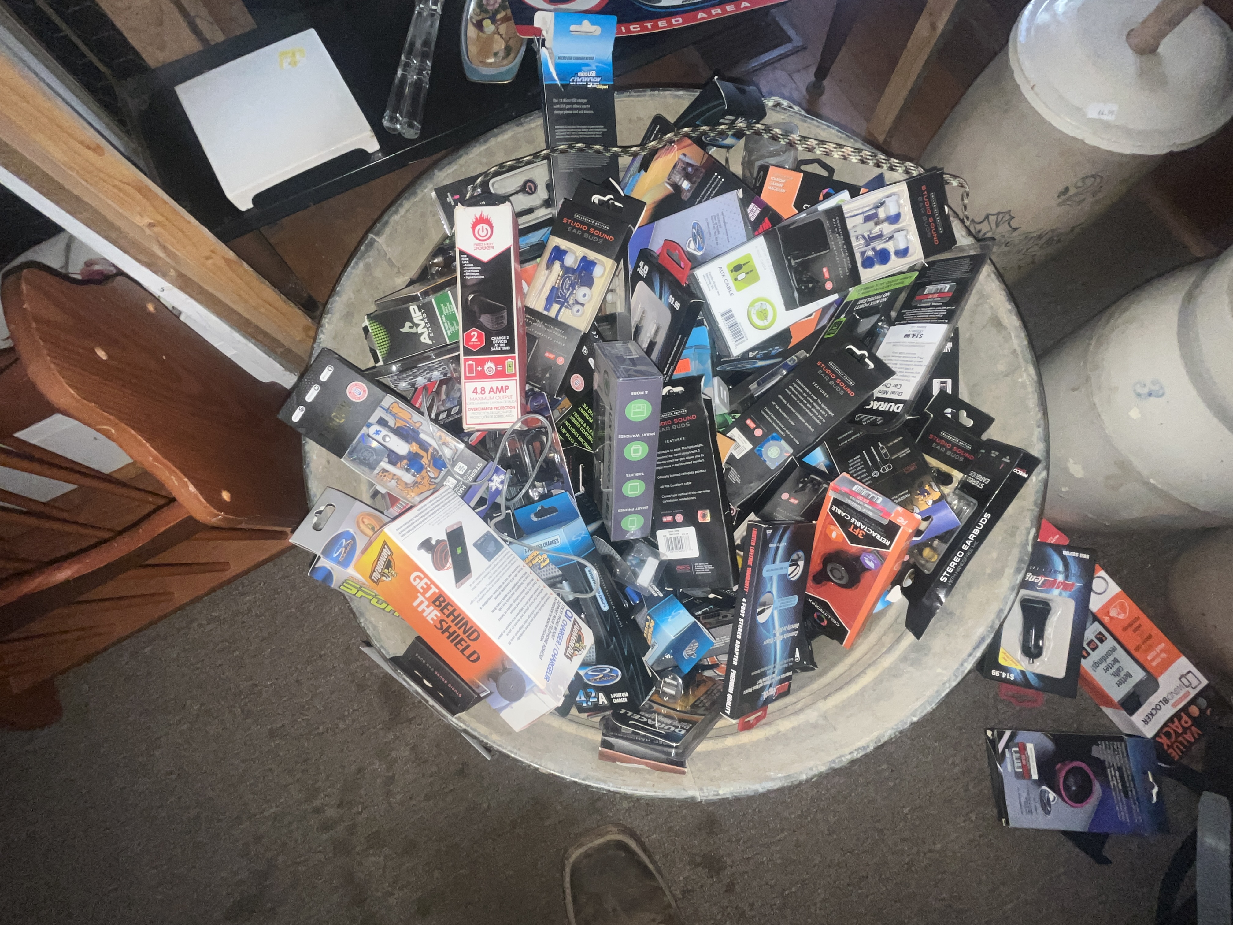 Real Estate & Retail Business Liquidation Image