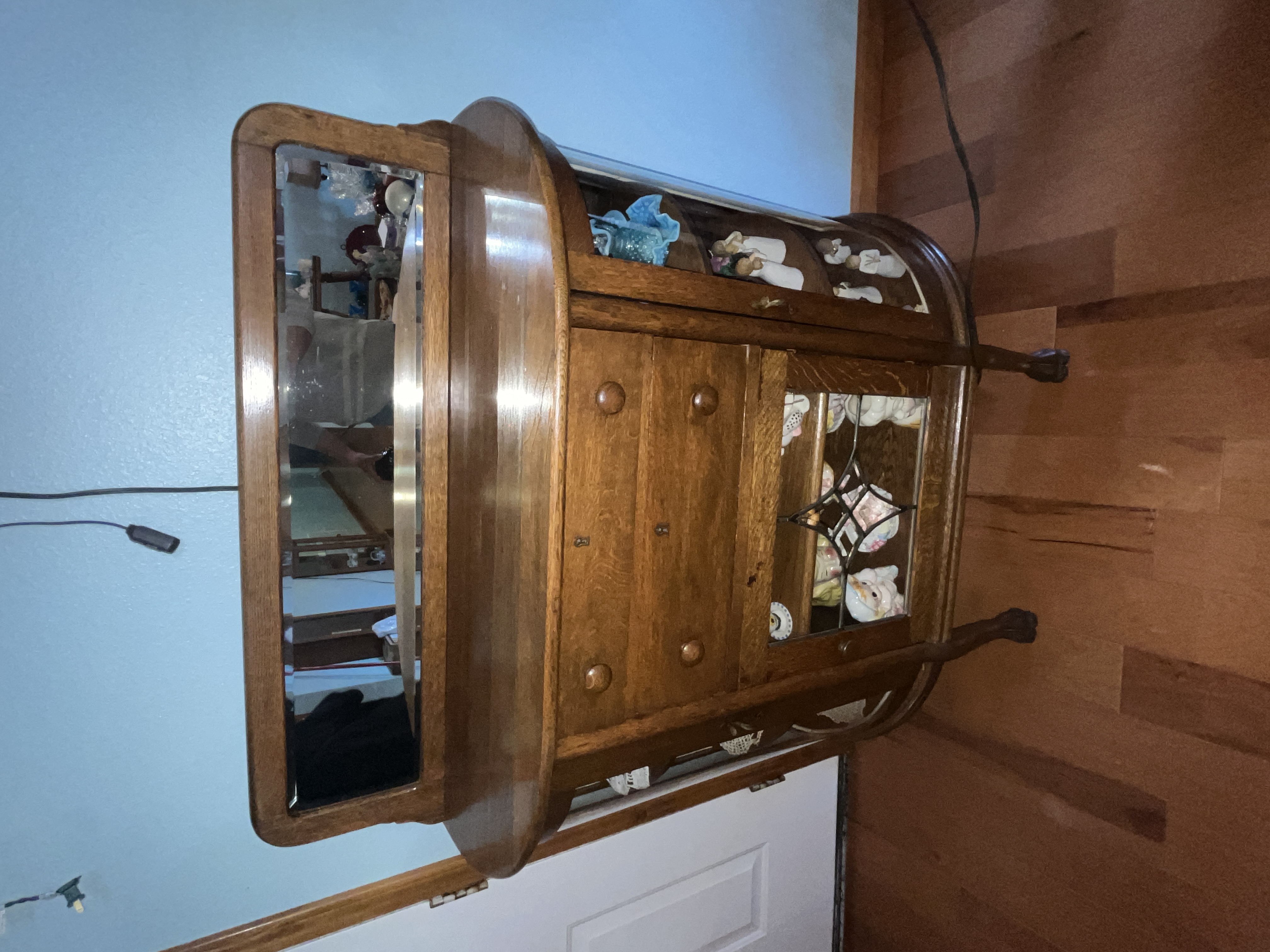 Varvil Estate Auction Image