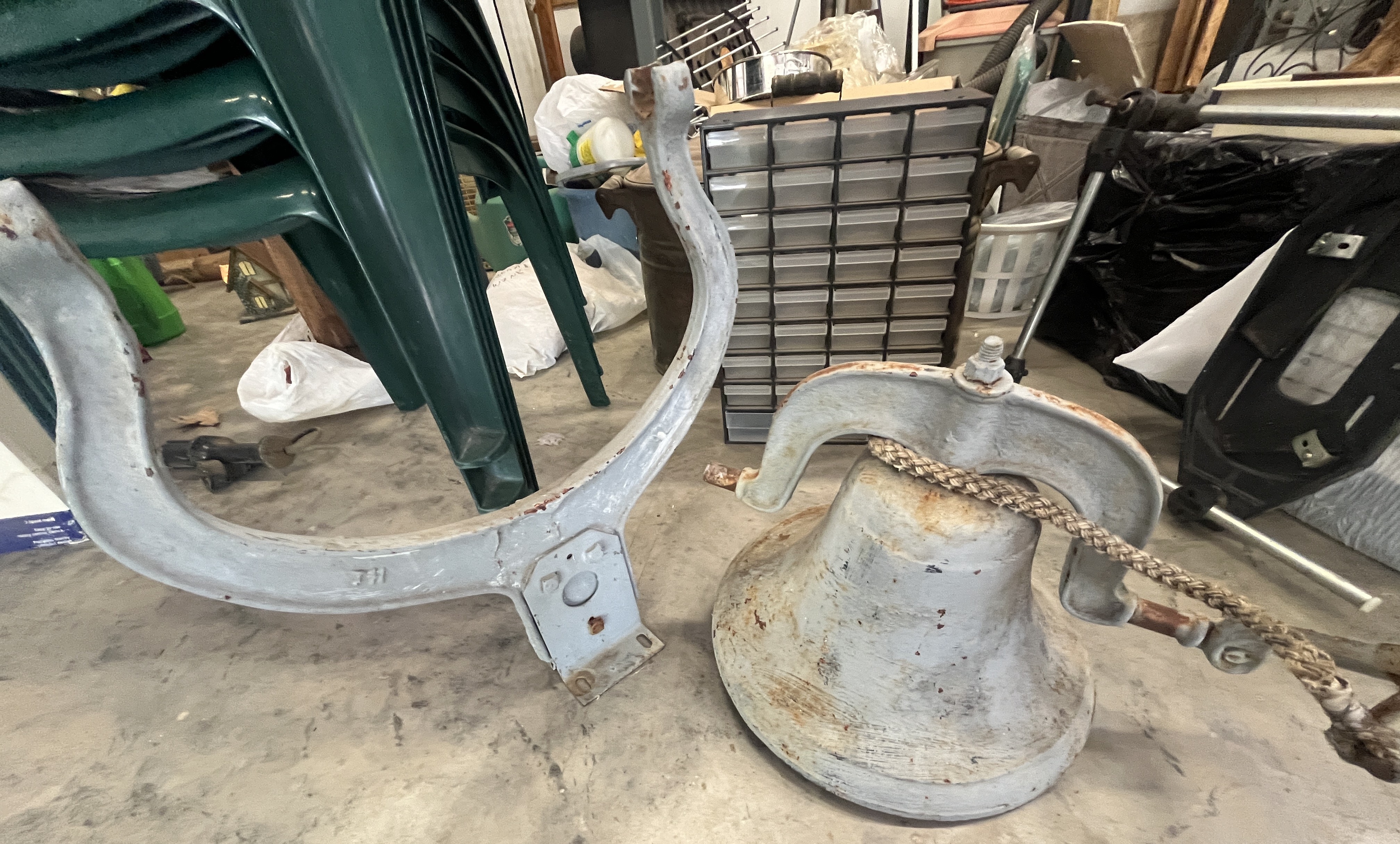 Auction Image