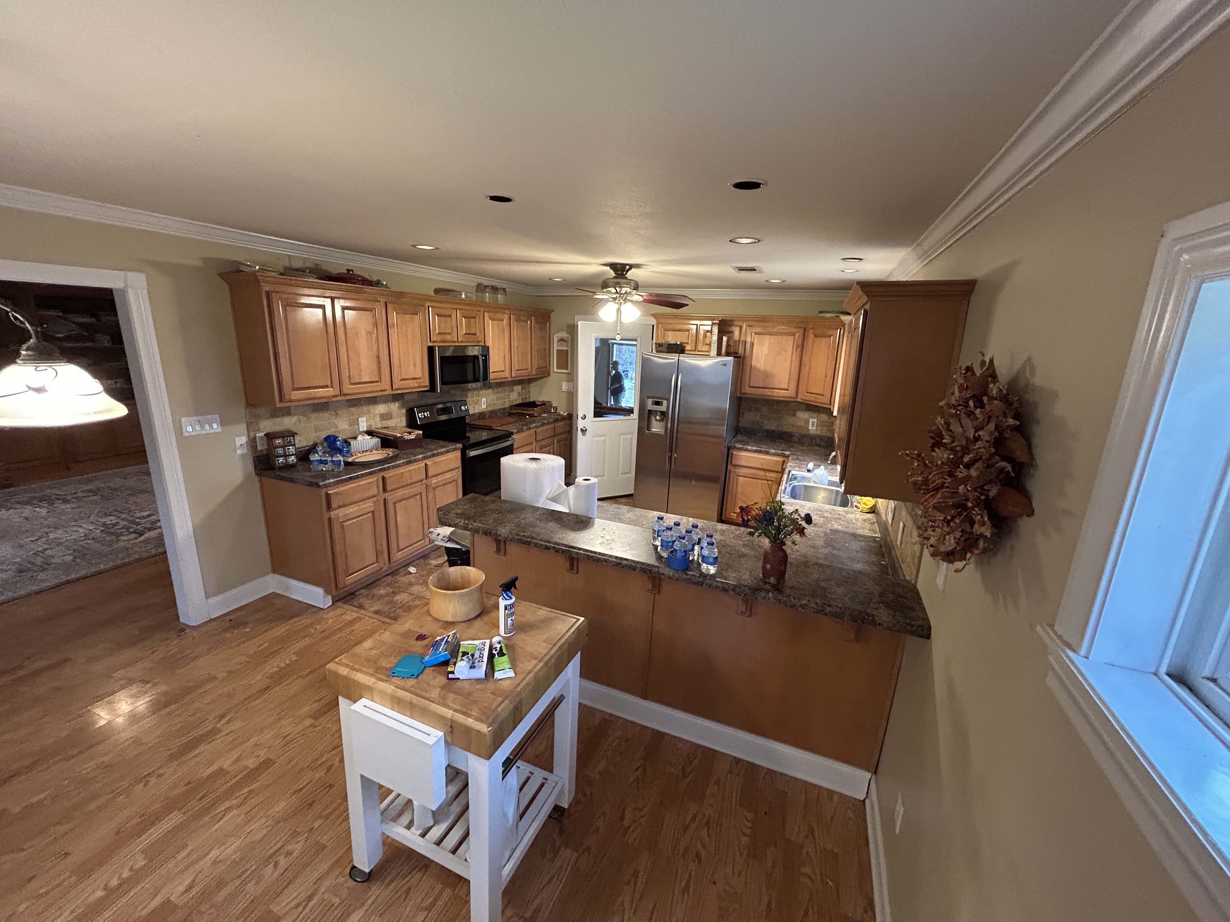 Real Estate & Personal Property Auction Image