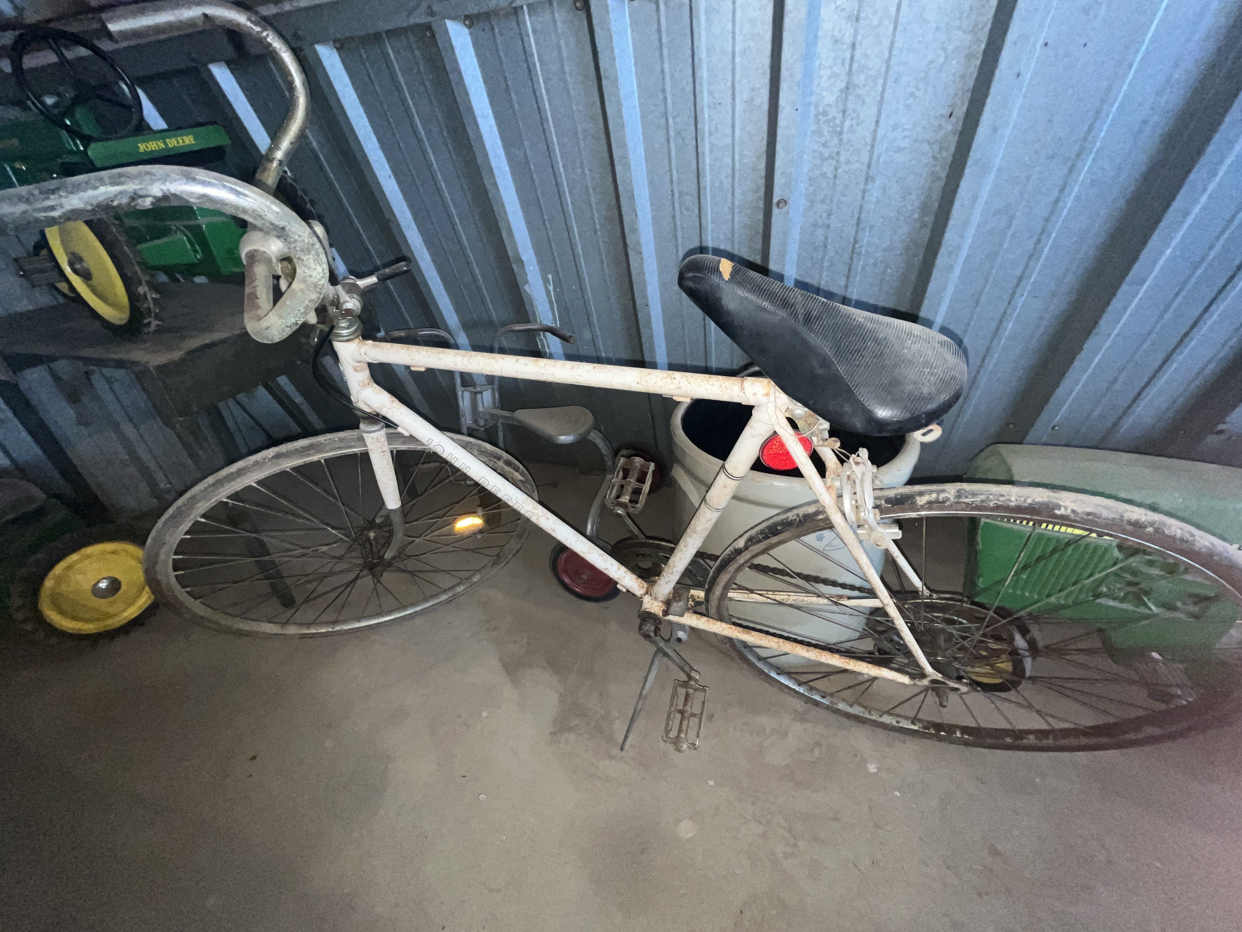 Collector's Dream Auction Image