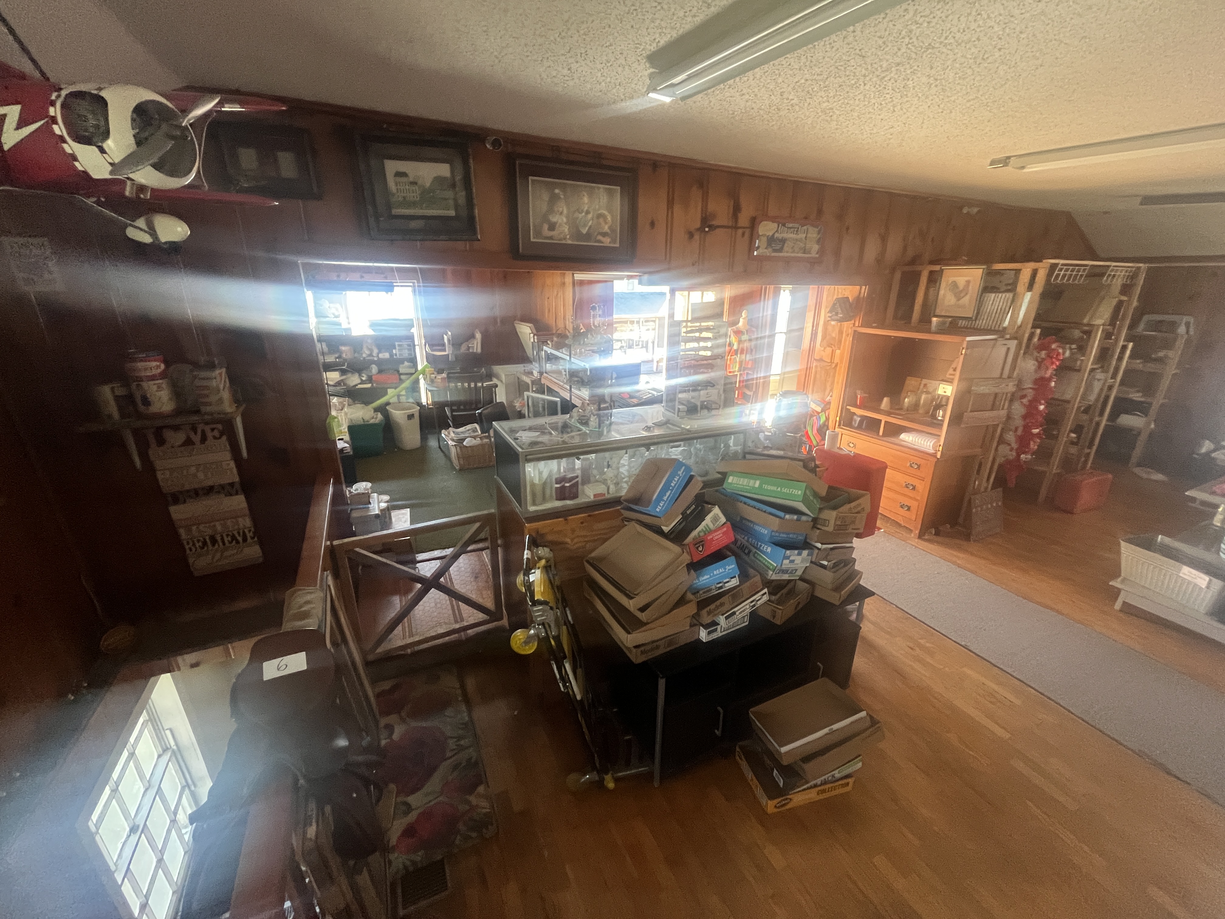 Real Estate & Retail Business Liquidation Image