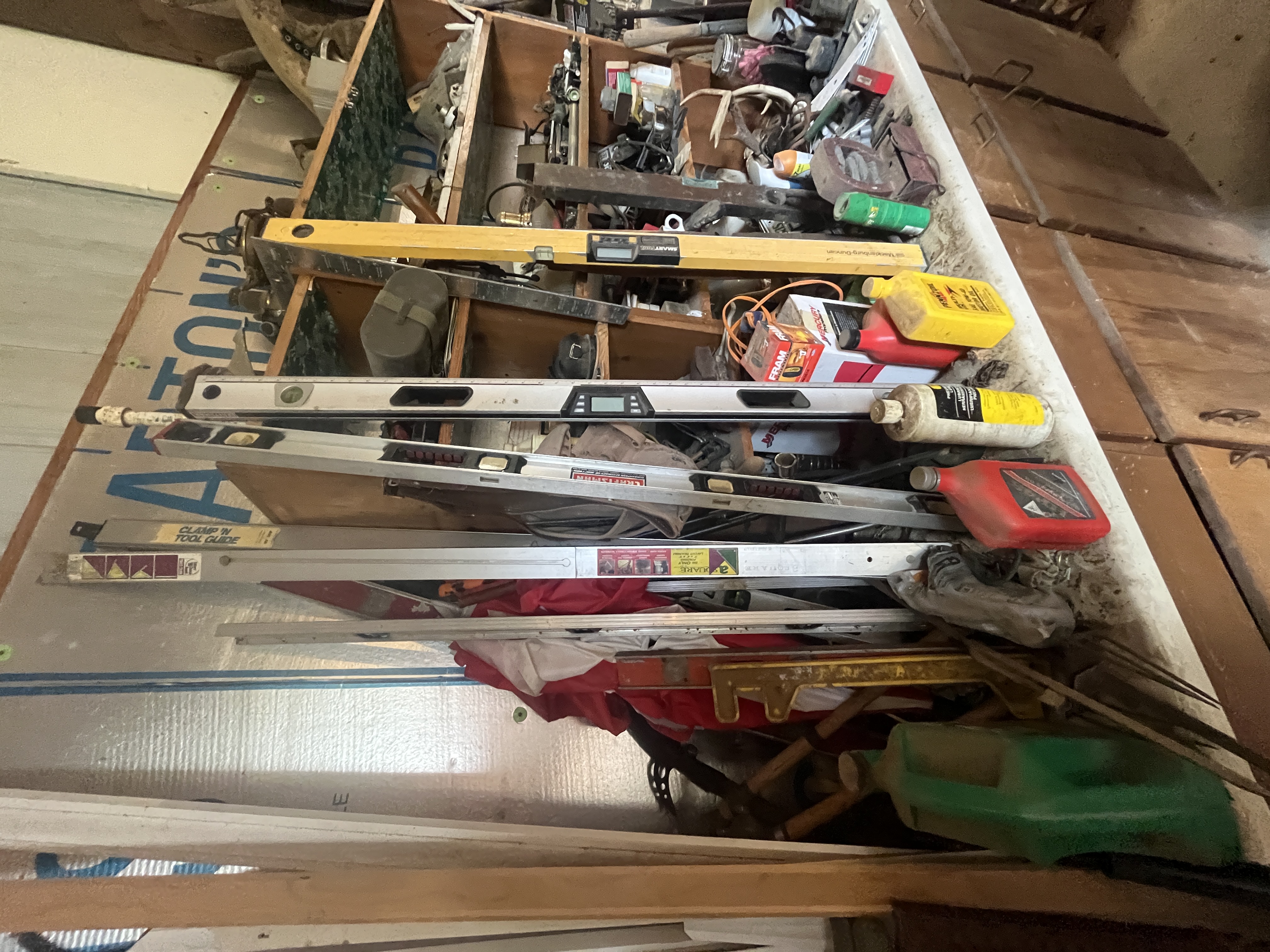 Moving Auction Image